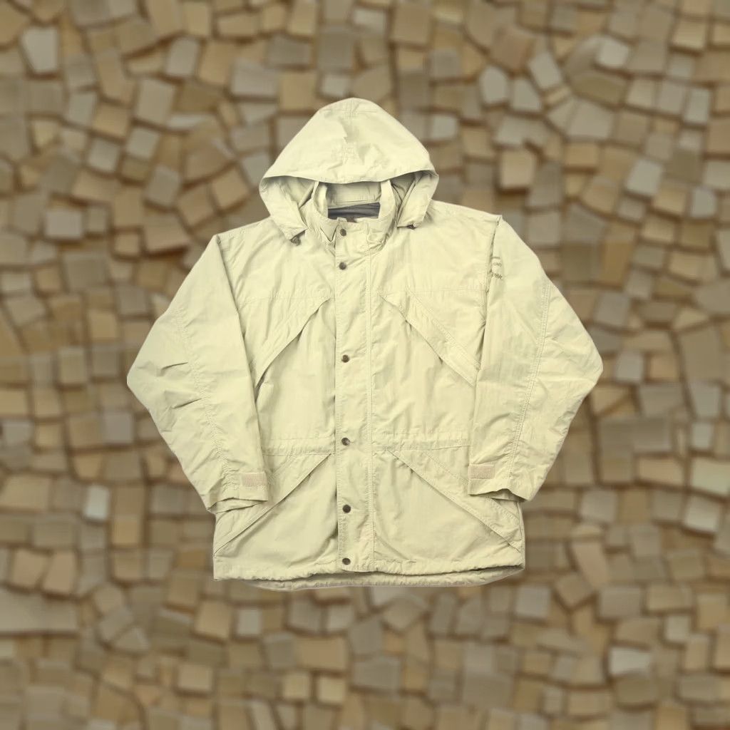 Vintage Fjällräven Jacket Vintage Green Size S Mens Outdoor Wear Windbreaker Front Pocket Clothing Size US S / EU 44-46 / 1 - 1 Thumbnail