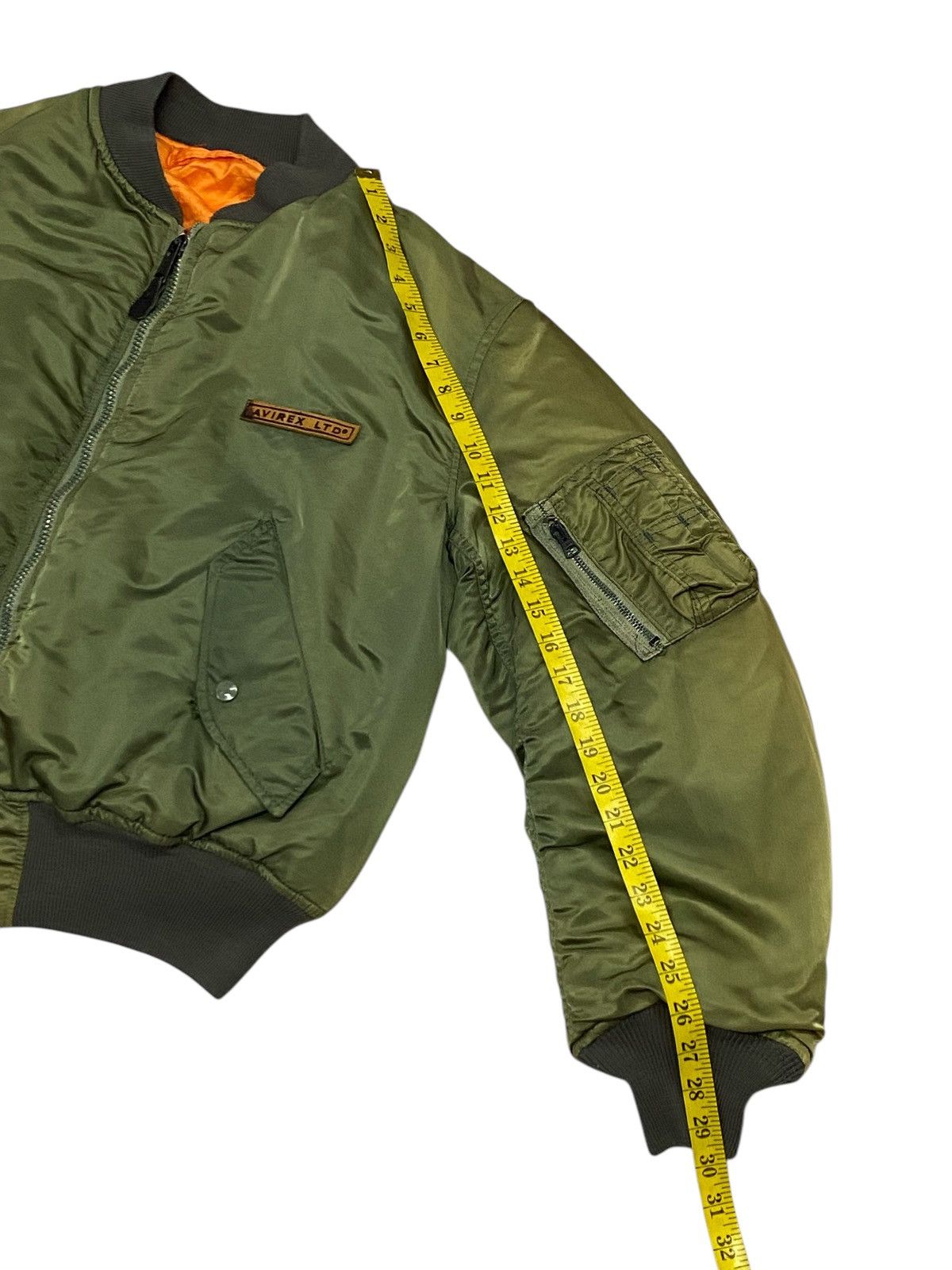 Avirex Vintage Avirex MA-1 Sun Faded Bomber Jacket Size US L / EU 52-54 / 3 - 17 Thumbnail