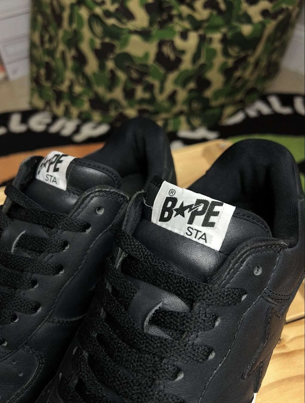 Bape 2004 A Bathing Ape x Neighborhood Black Bapesta 1 out of 100 Size US 9.5 / EU 42-43 - 4 Thumbnail