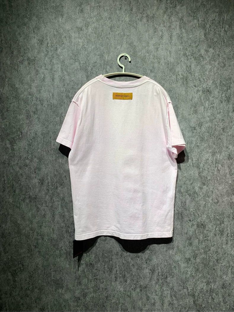 Louis Vuitton Louis Vuitton Pink simple logo short sleeve 2503-Nextarrow Size US S / EU 44-46 / 1 - 5 Thumbnail