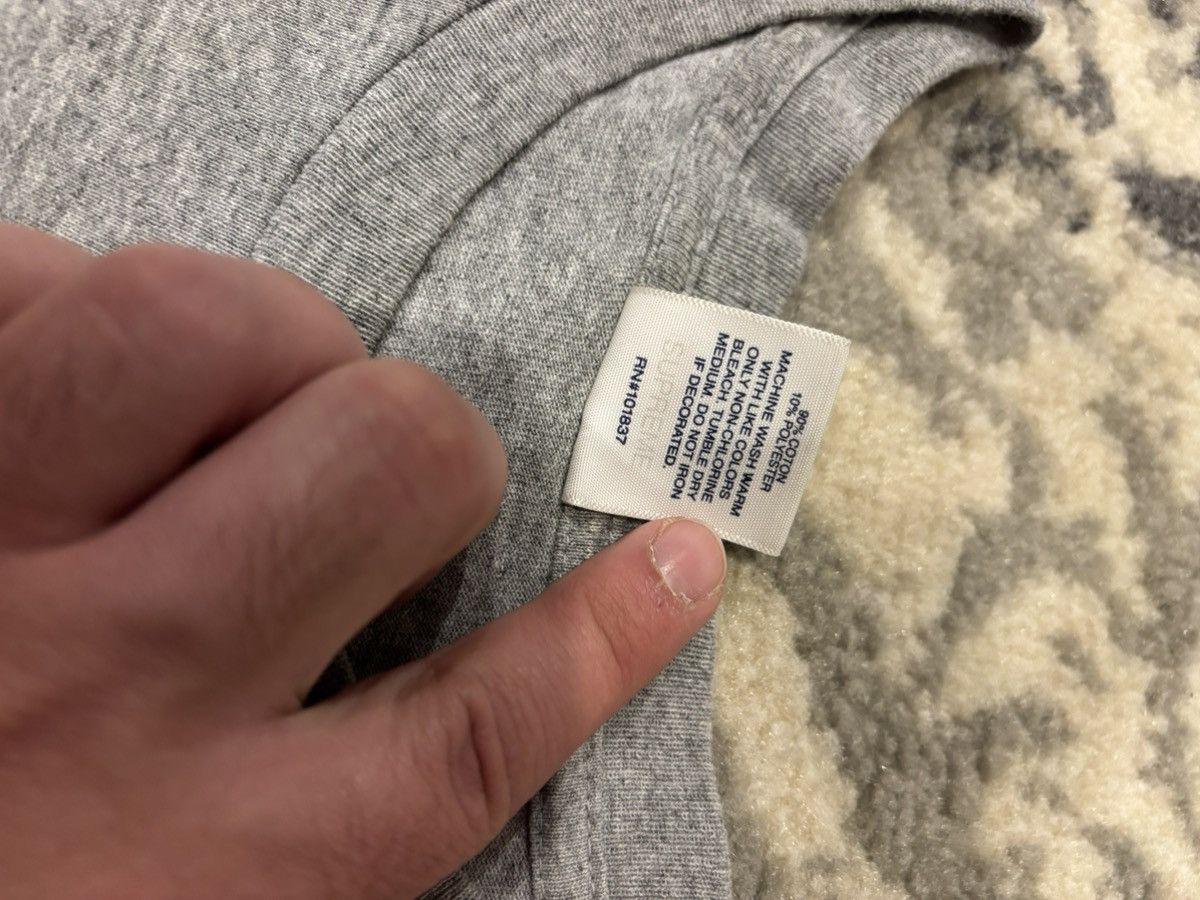 Supreme Supreme Queen Tee Grey FW19 Size US L / EU 52-54 / 3 - 3 Thumbnail