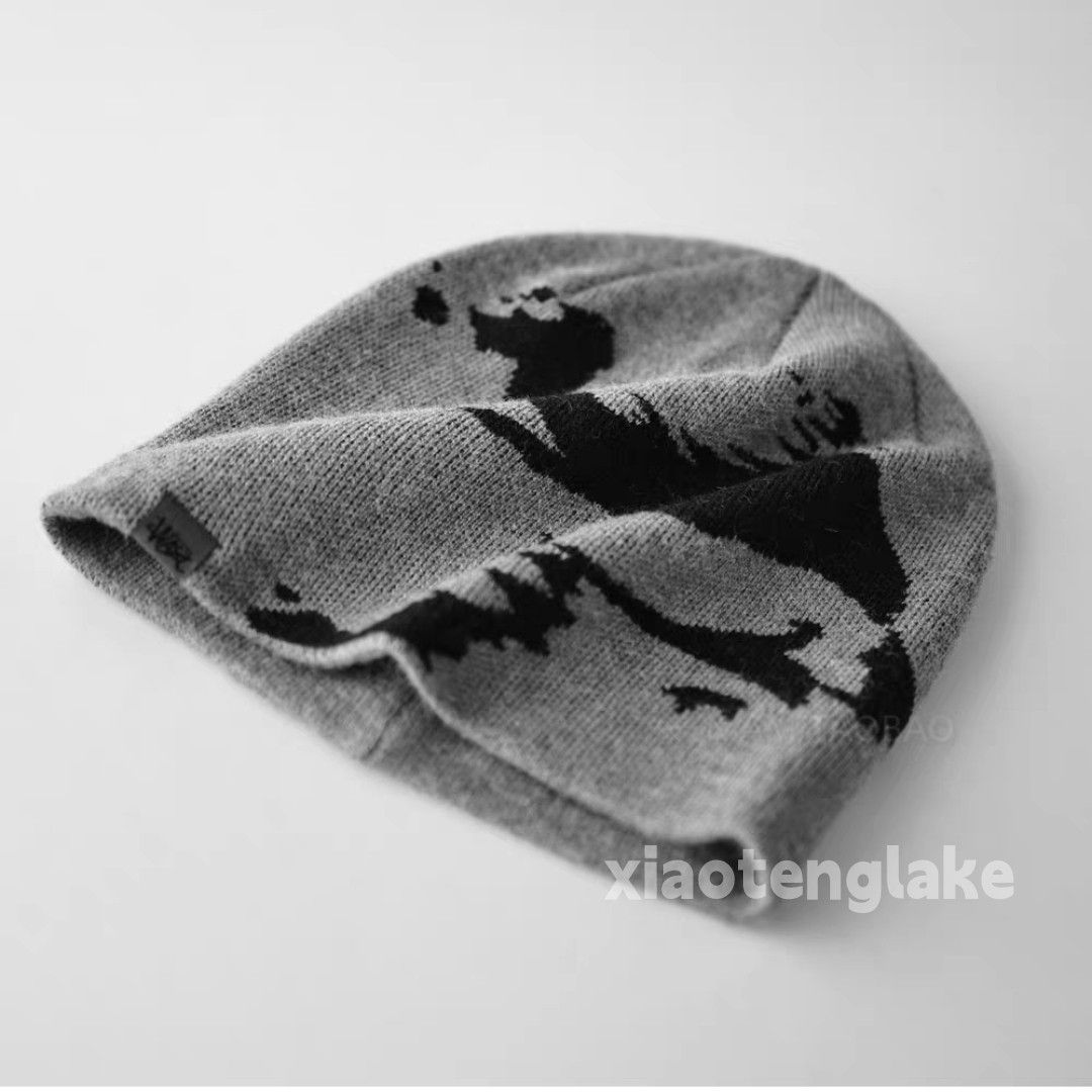 Vintage Unisex outdoor sports pattern festival beanie knitted cap Size ONE SIZE - 2 Thumbnail