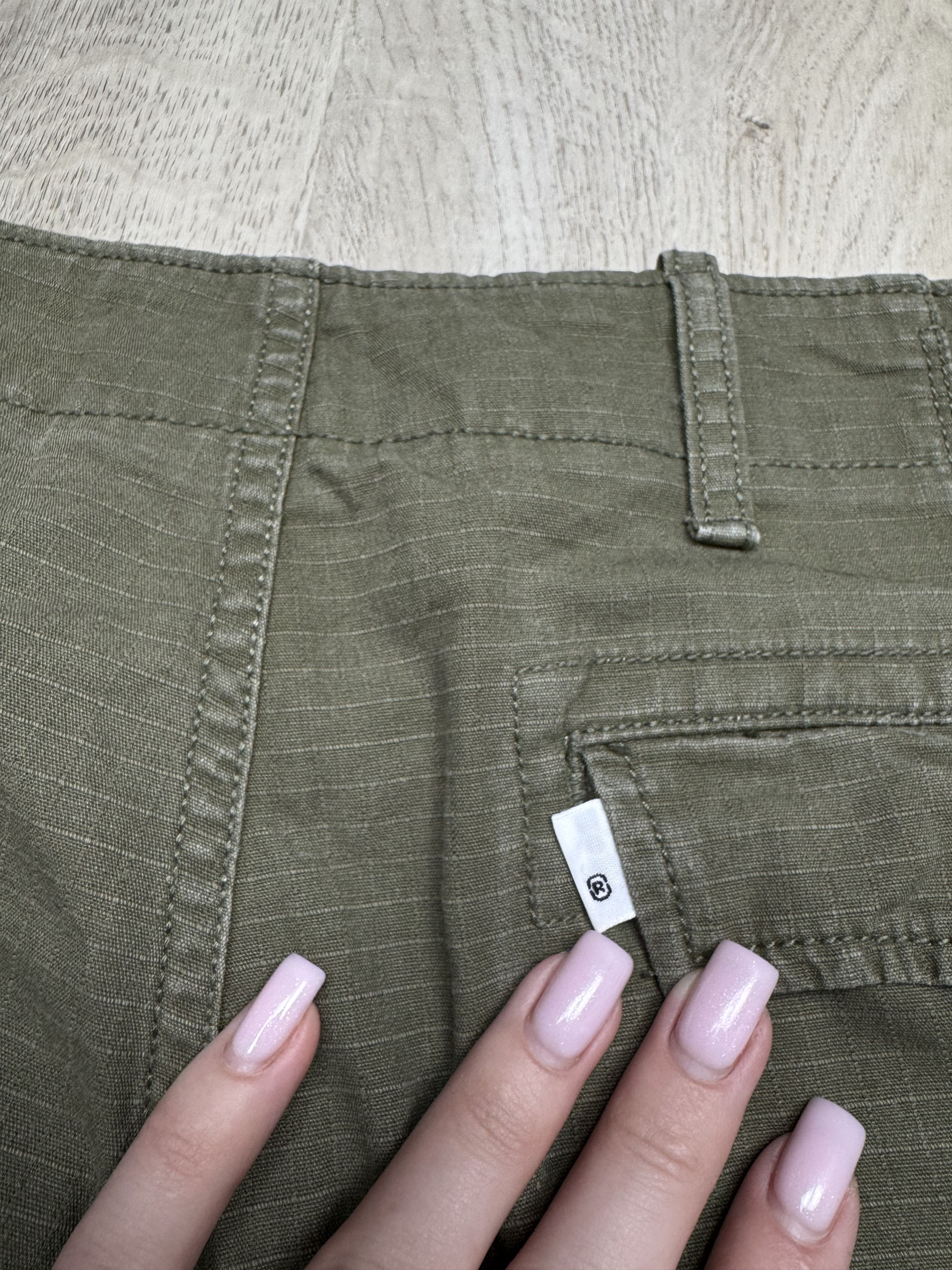 Levi's Levi's Vintage Mens Cargo Shorts Size US 36 / EU 52 - 8 Thumbnail