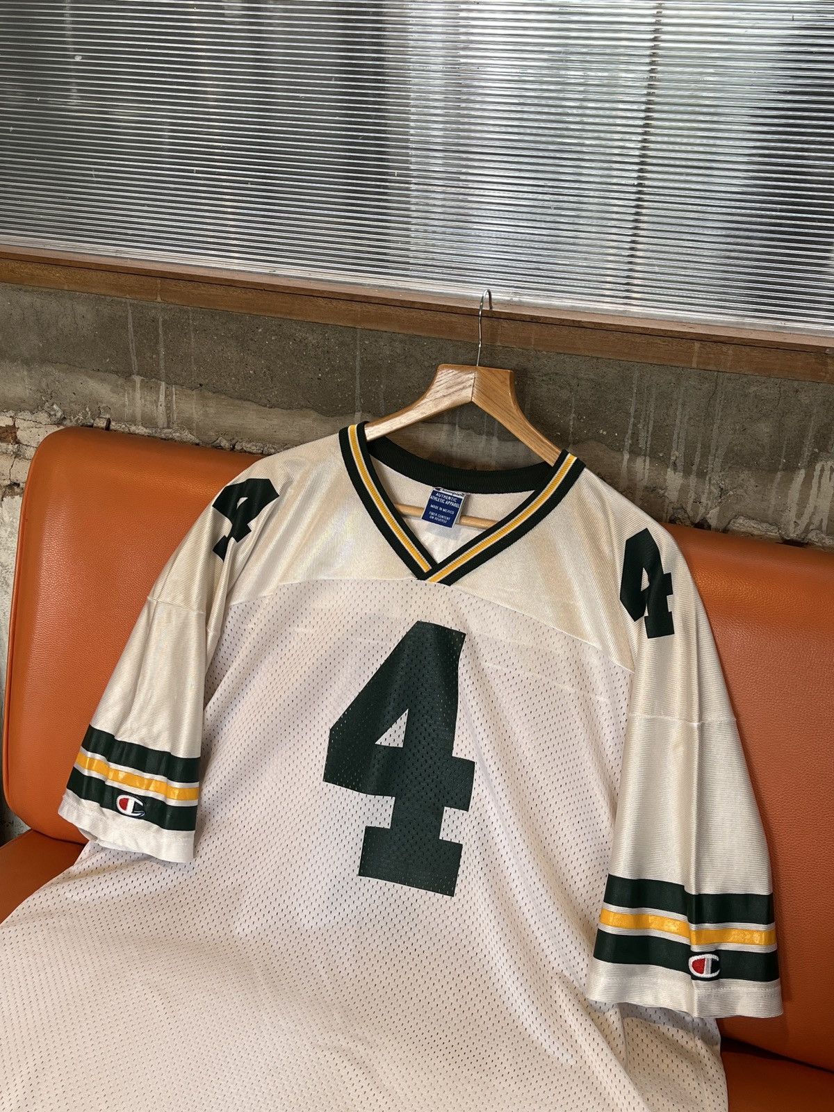 Champion Vintage Champion Green Bay Packers Brett Favre #4 Jersey Size US XL / EU 56 / 4 - 2 Thumbnail