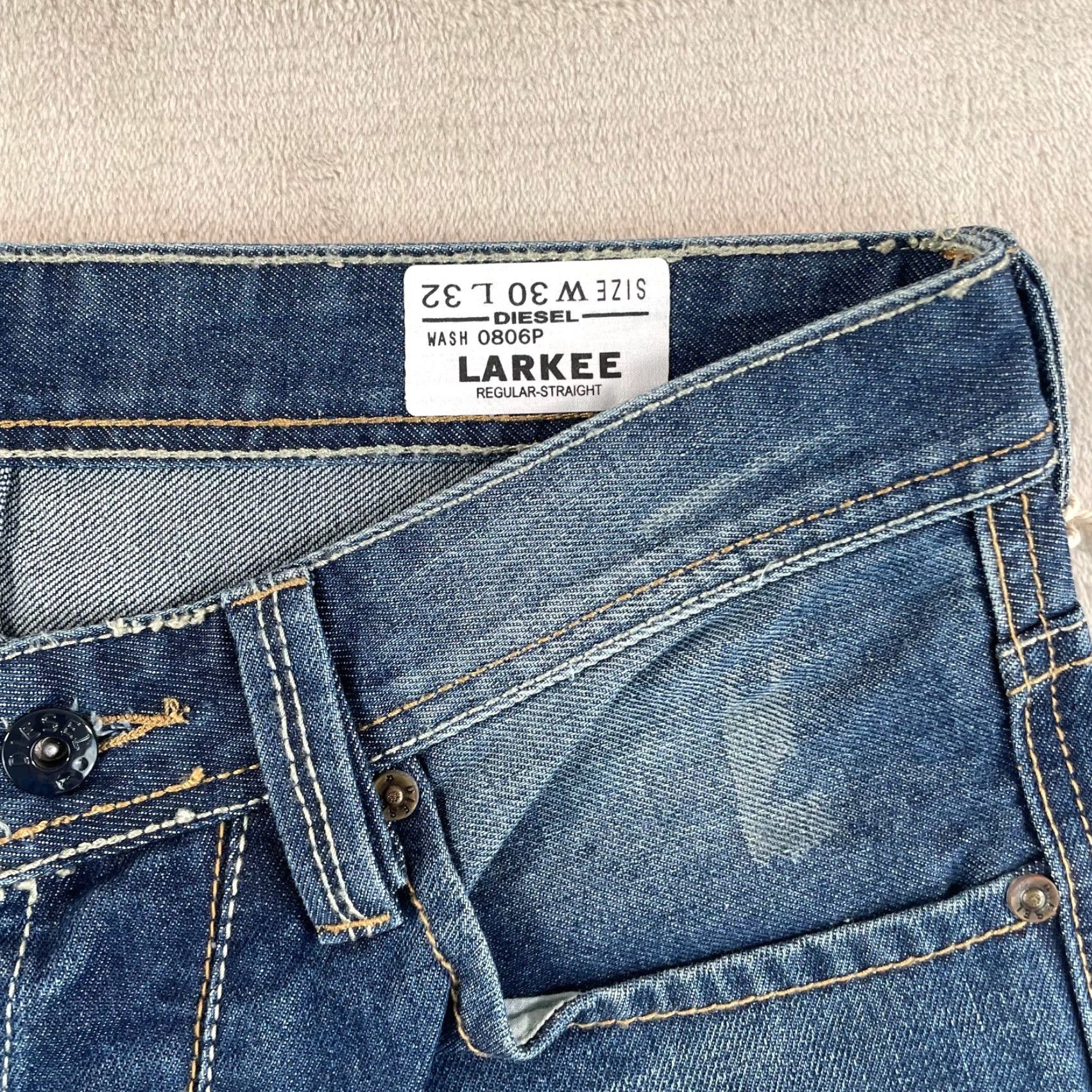 Diesel Diesel LARKEE Regular Straight Jeans Men 30x32 Blue 0806P Denim NWT Size US 30 / EU 46 - 5 Thumbnail