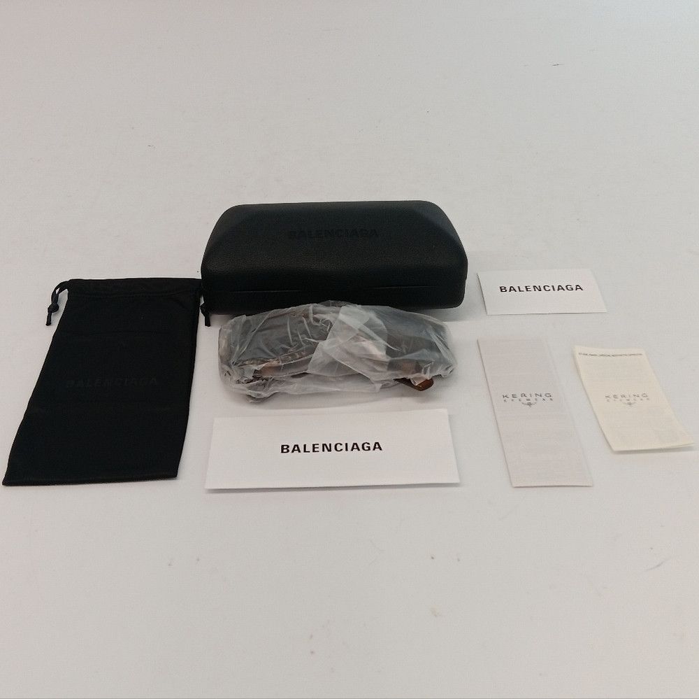 Balenciaga Balenciaga Tortoise Brown BB0070S Logo Cat Eye Sunglasses Size ONE SIZE - 2 Thumbnail