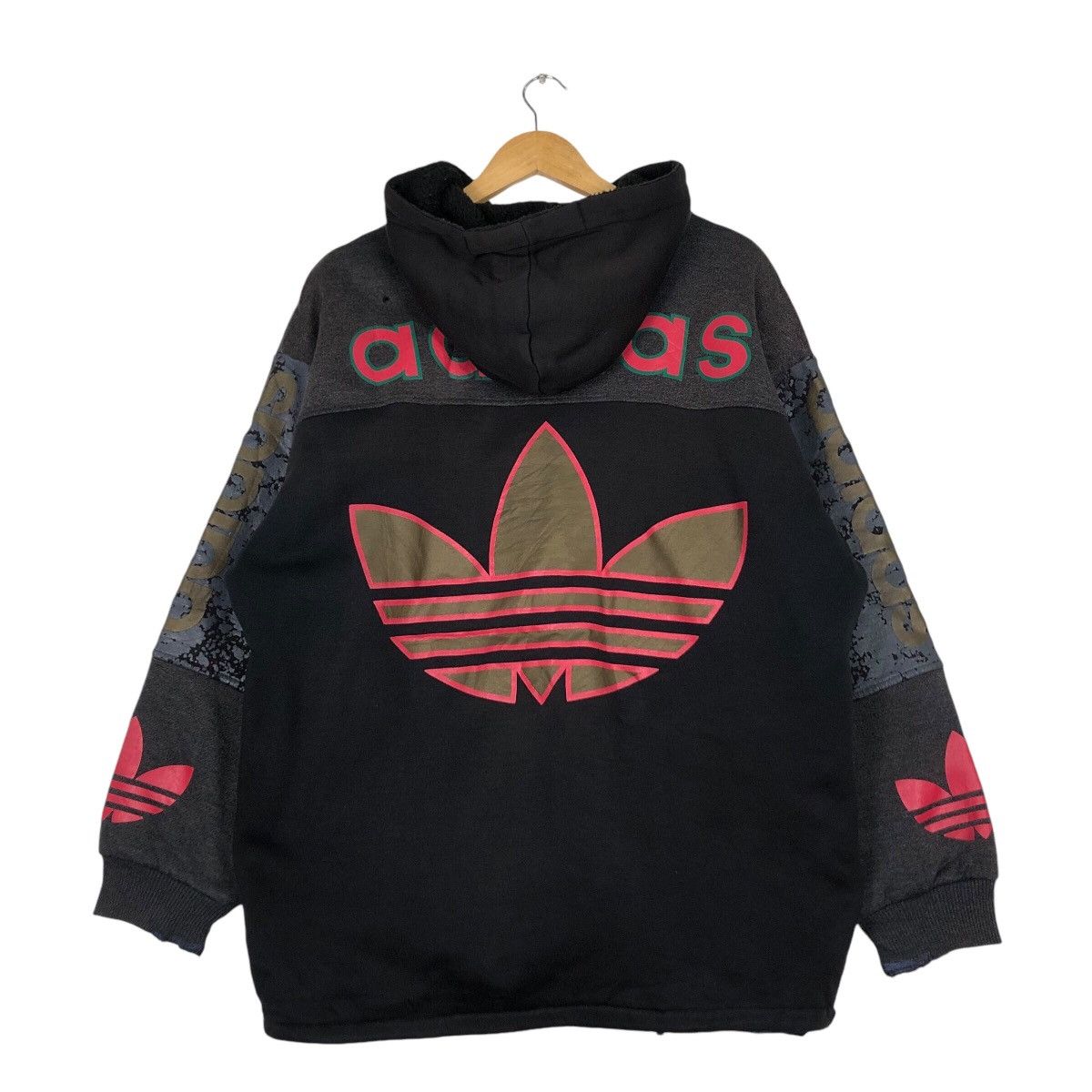 Adidas × Japanese Brand × Vintage Rare Design Adidas Big Logo Vintage Japan Production #A3 Size US L / EU 52-54 / 3 - 7 Thumbnail