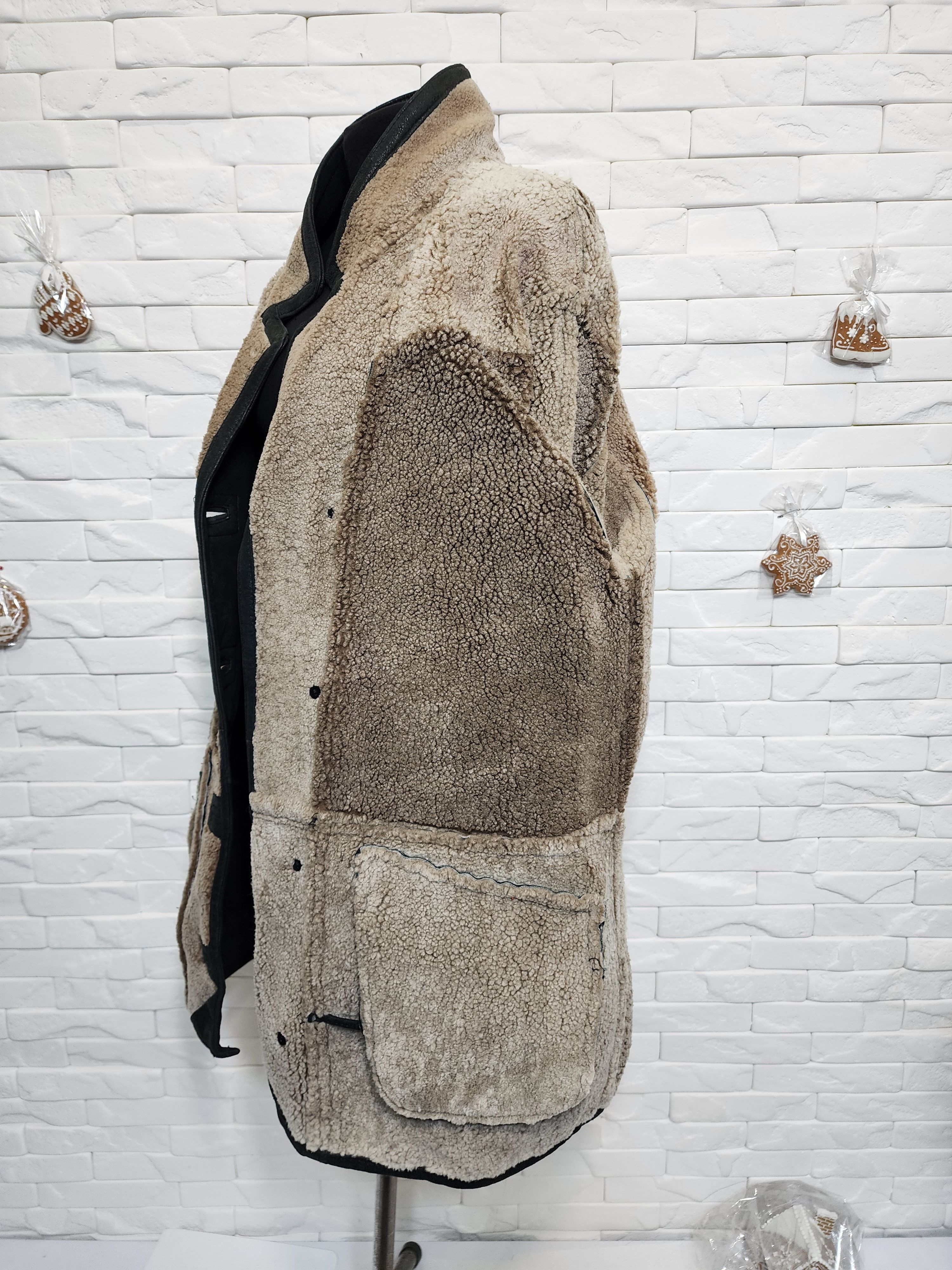 Furla Men's Black Sheepskin Coat: Genuine Fur, Button Closure Size US L / EU 52-54 / 3 - 10 Thumbnail