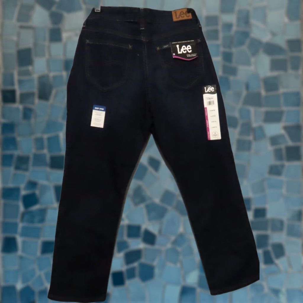 Lee Lee Jeans Women 12 Petite Deep Dyed Midrise Regular Straight Leg Blue NWT Size 34" / US 12 / IT 48 - 1 Thumbnail