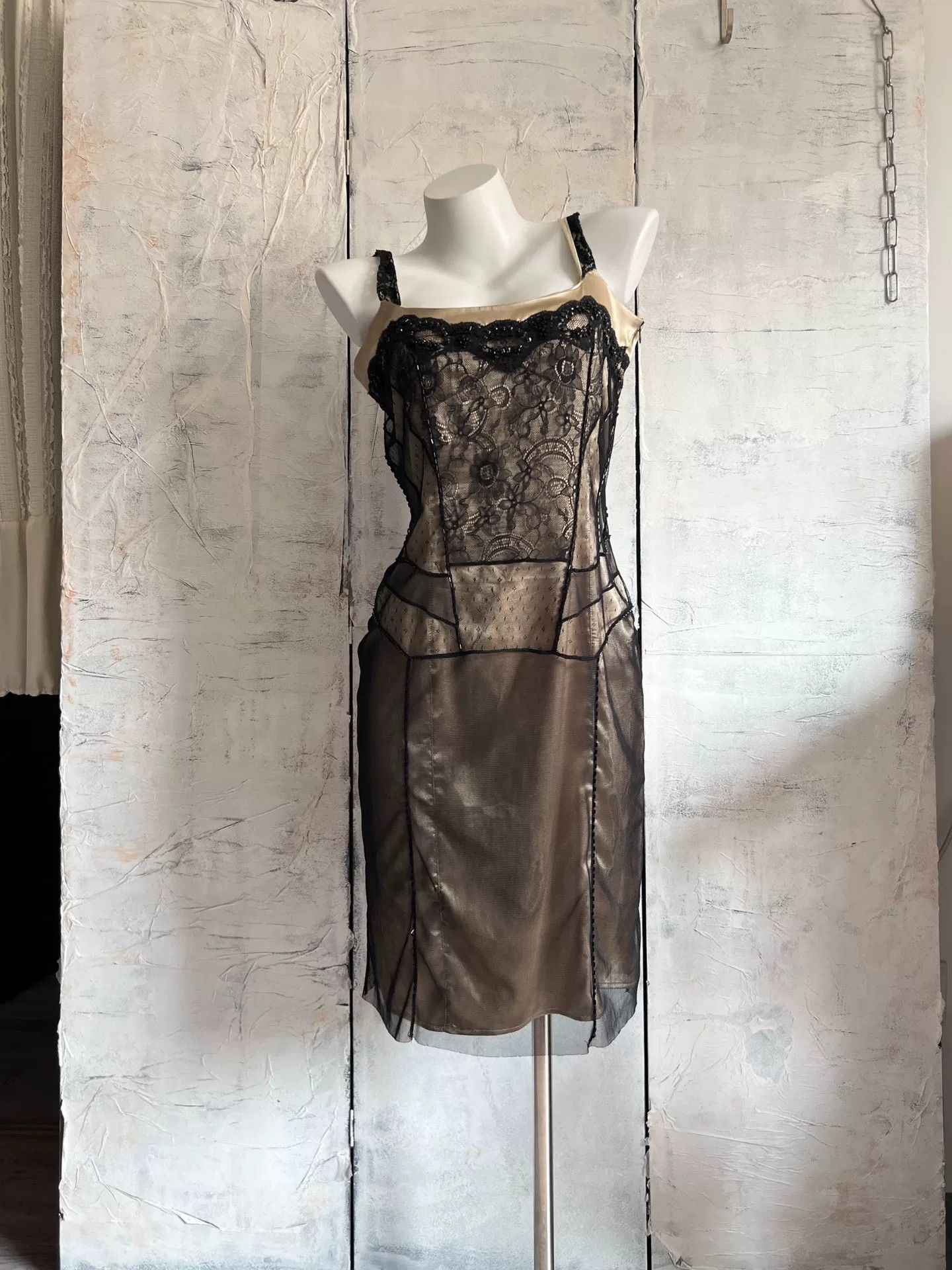 Vintage Vintage Italian Tulle Lace Beaded Dress Size XL / US 12-14 / IT 48-50 - 1 Thumbnail