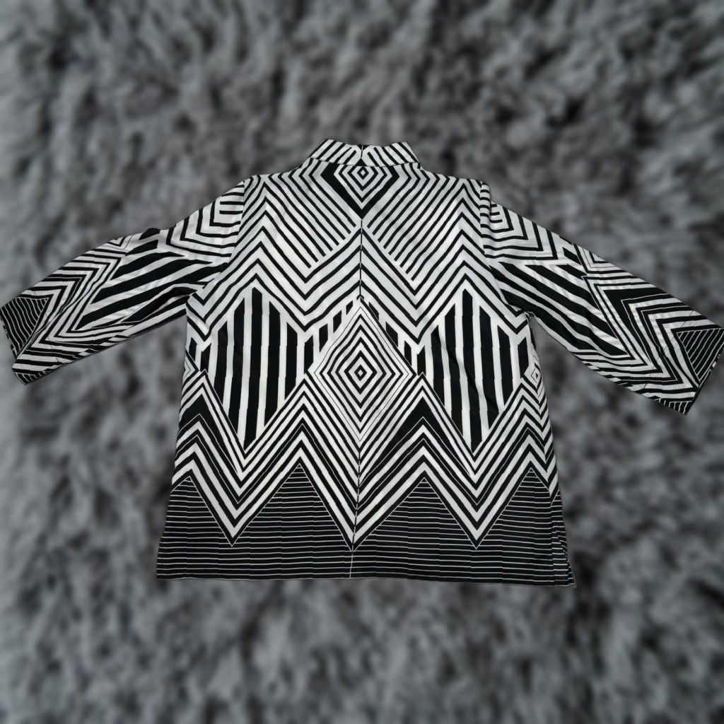 Vintage VINTAGE Alfred Dunner Shirt Womens 16 70s 80s Psychedelic Geometric Groovy Button Up Black & White Size XXL / US 16-18 / IT 52-54 - 1 Thumbnail