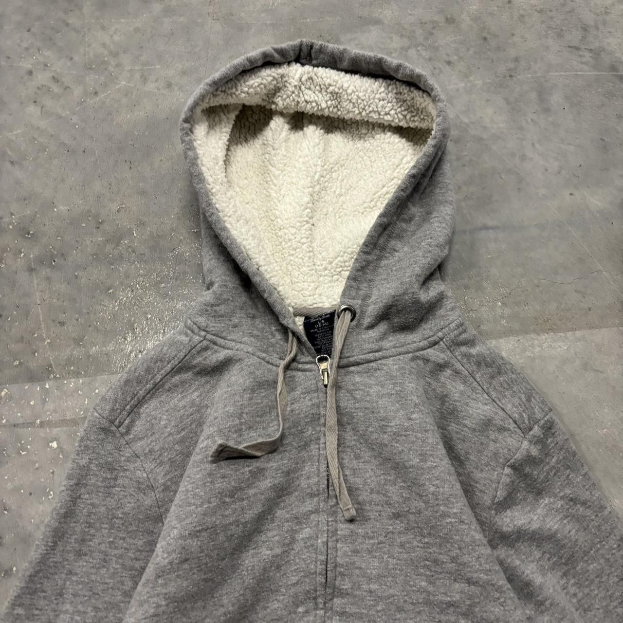 Japanese Brand × Vintage Crazy Vintage Y2K/2000s Cute Grey Sherpa Line Zip Up Hoodie! Size L / US 10 / IT 46 - 2 Thumbnail