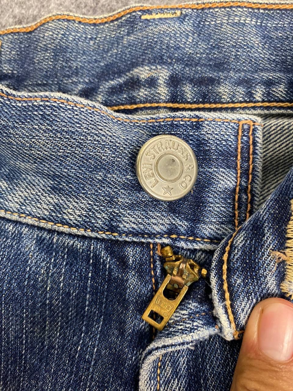 Levi's vintage levis 702 distressed denim Size US 32 / EU 48 - 13 Thumbnail
