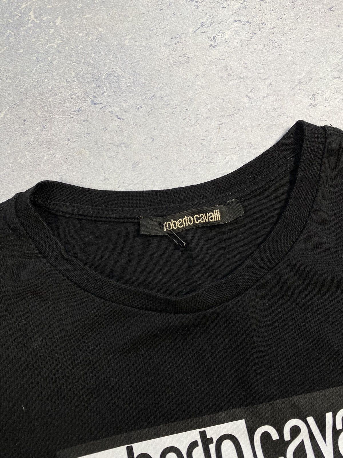 Roberto Cavalli Roberto Cavalli Men’s Black T-shirt With Big Centre Logo Size US L / EU 52-54 / 3 - 8 Thumbnail