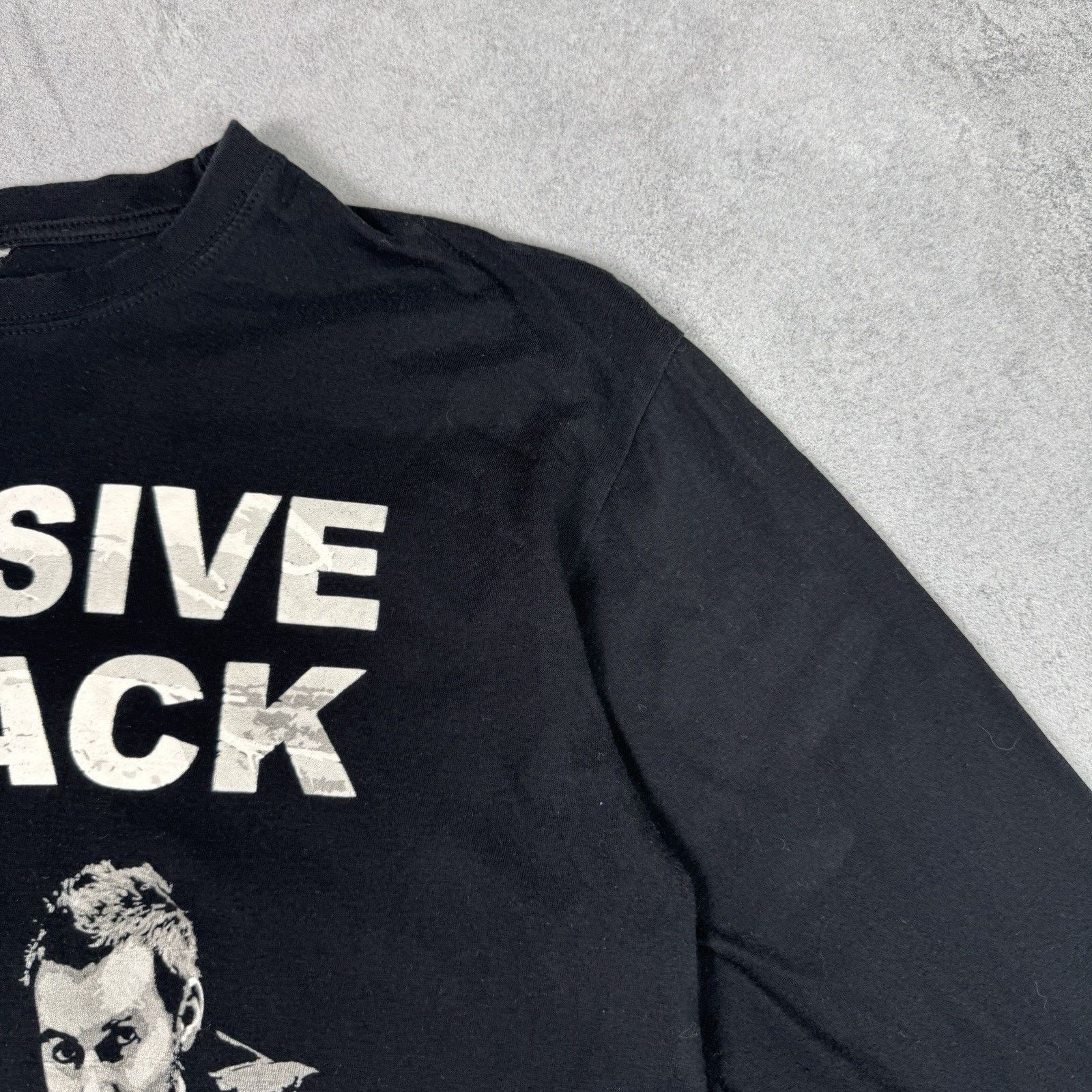 Vintage Massive Attack Band Long Sleeve Band Tvshirt Size S Black Size US S / EU 44-46 / 1 - 4 Thumbnail