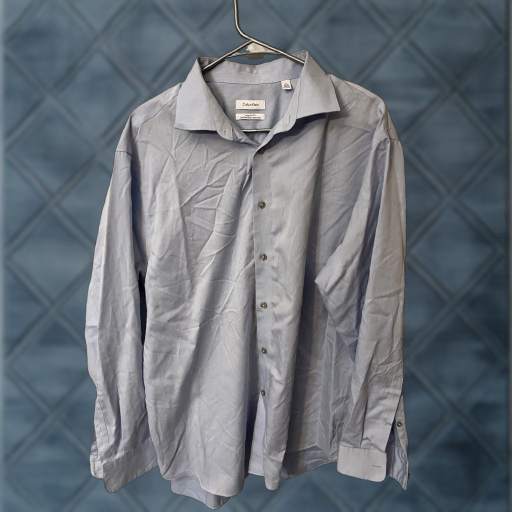 Calvin Klein Calvin Klein Shirt Cotton Regular Fit 17.5 Non Iron Color Blue Solid Linen? Size US XL / EU 56 / 4 - 1 Thumbnail
