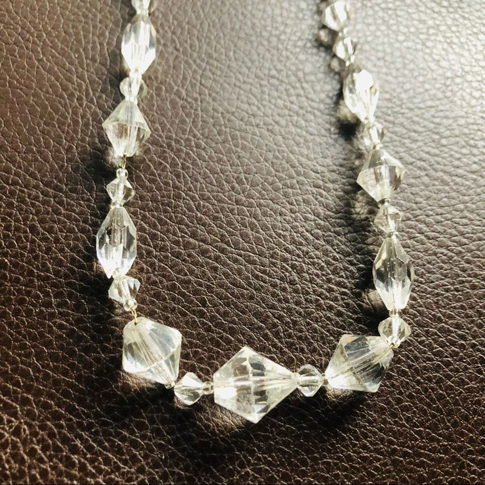 Vintage Vintage faceted clear glass crystal chain strand necklace Size ONE SIZE - 6 Thumbnail