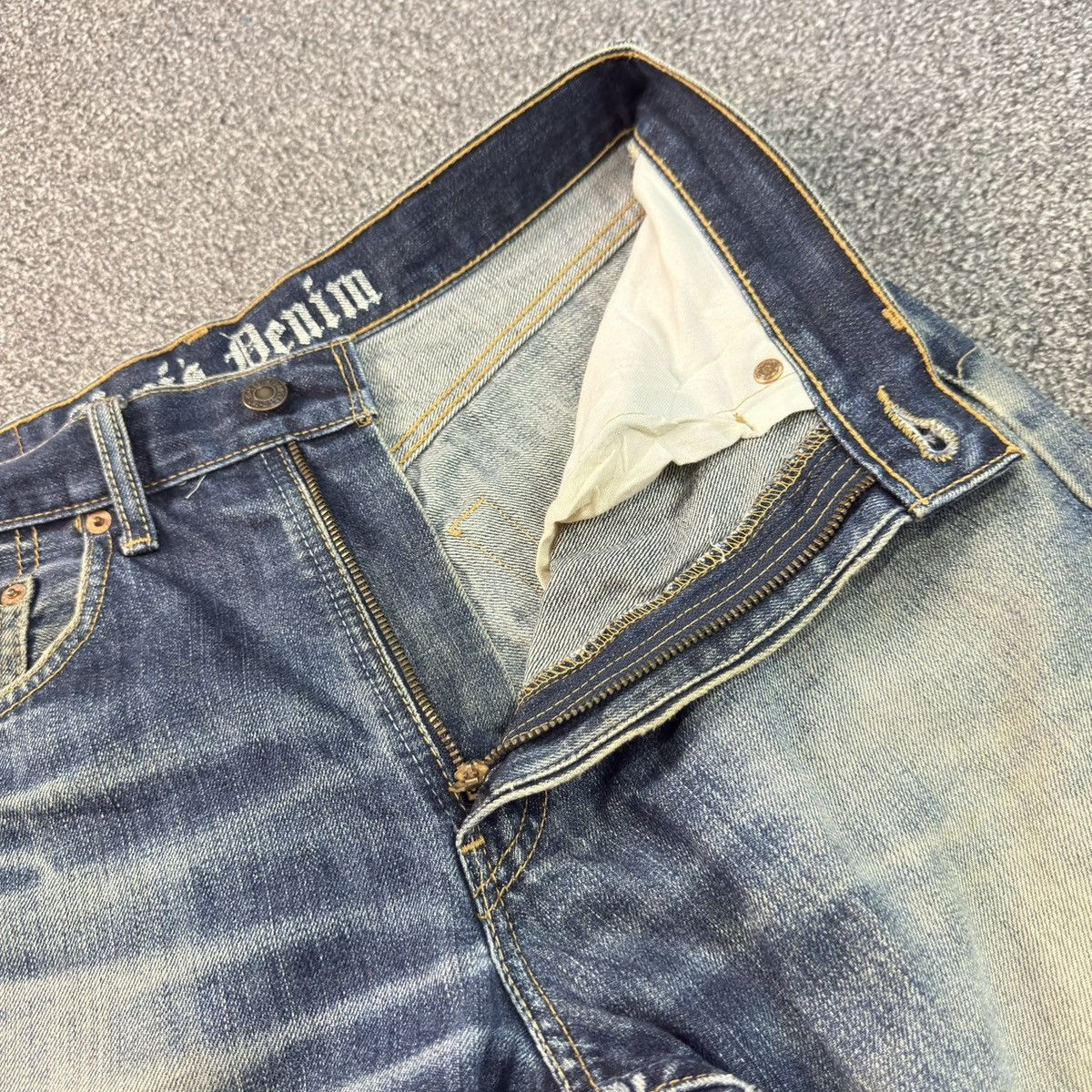 Engineered Garments × Levi's Vintage y2k Levis 524 Distressed Aging Faded Denim W31 Size US 31 - 14 Thumbnail