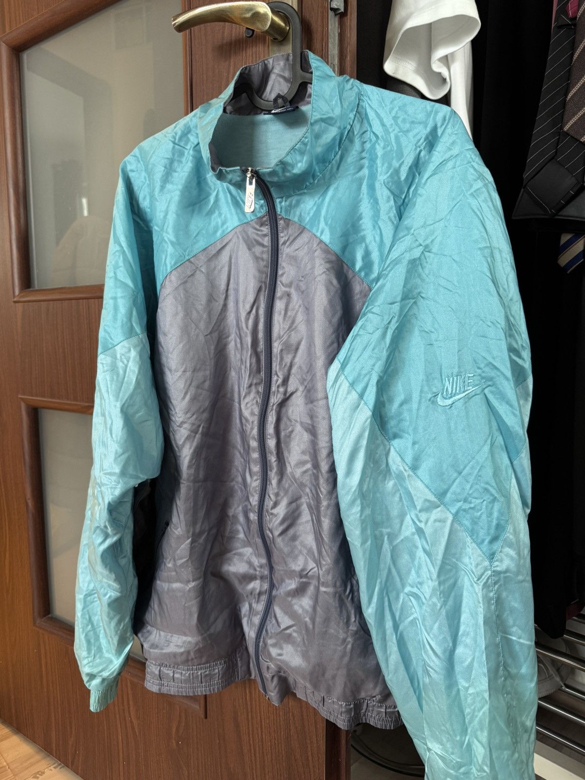 Nike Nike Vintage Track Jacket Size US L / EU 52-54 / 3 - 1 Thumbnail