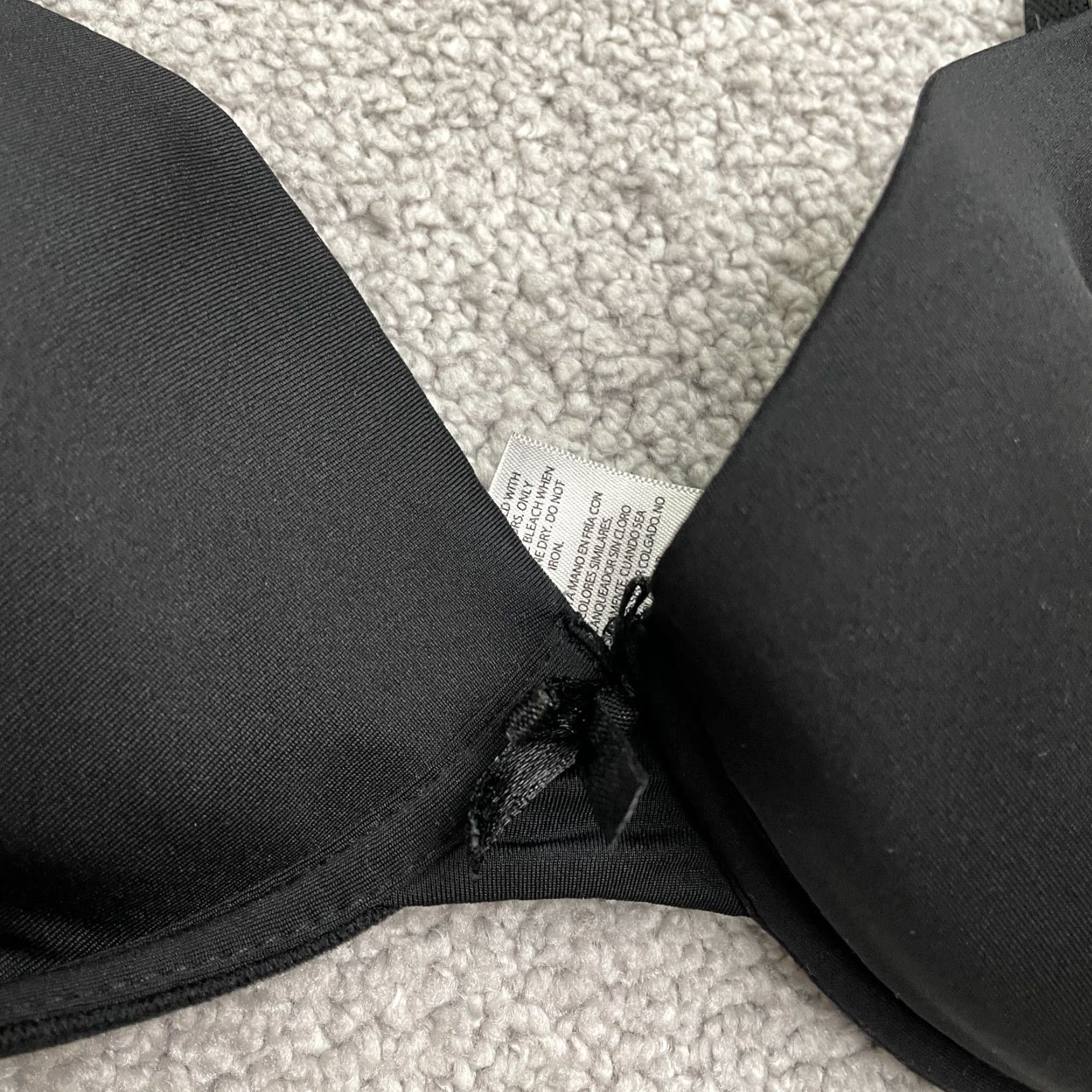 Vintage Unbranded Bra Womens 36B Black Underwired Padded Hook & Eye Adjustable Strap Size ONE SIZE - 4 Thumbnail