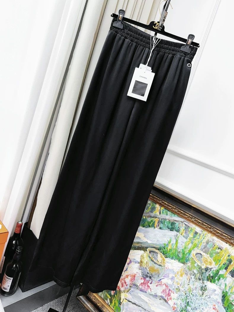 Chanel Chanel 23C early spring black satin silk trousers wide-leg Size 24" / US 00 / IT 34 - 1 Thumbnail