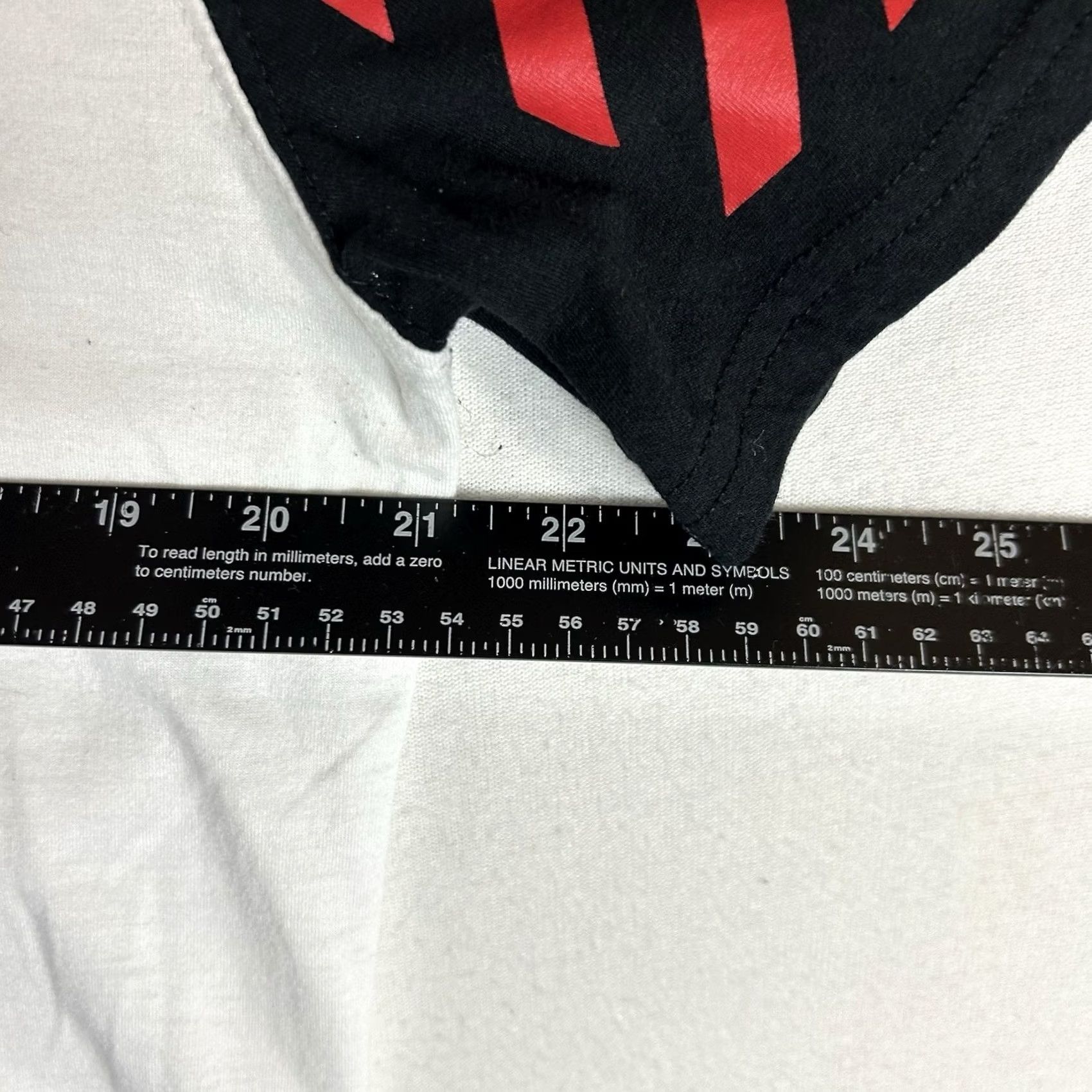 NBA Chicago Bulls Men's L T-Shirt NBA All Over Front Print Black Short Sleeve Size US L / EU 52-54 / 3 - 5 Thumbnail