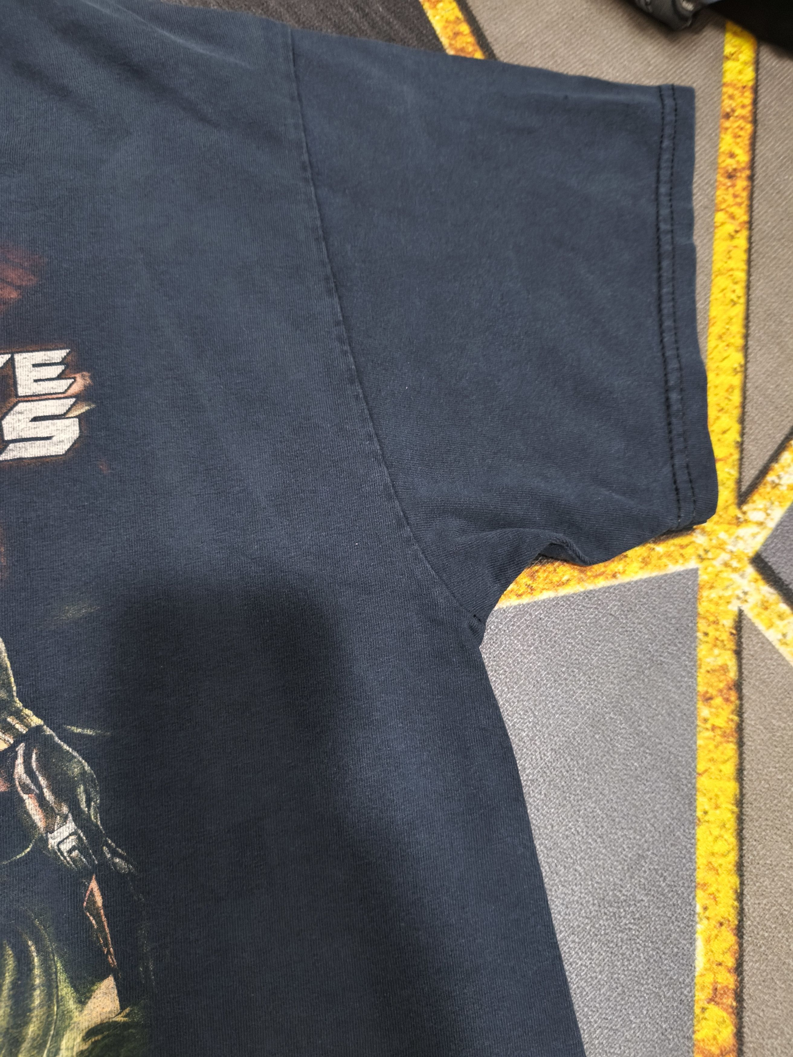 Other Vintage 2000s DC Comics Infinite Crisis T-shirt Size US XL / EU 56 / 4 - 4 Thumbnail