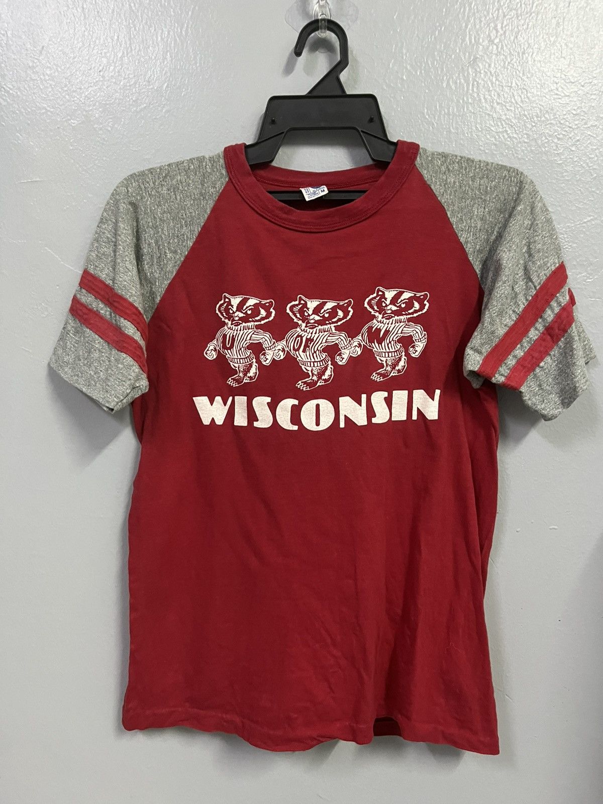 Vintage vintage University of Wisconsin Badgers baseball T-shirt Size US S / EU 44-46 / 1 - 1 Thumbnail