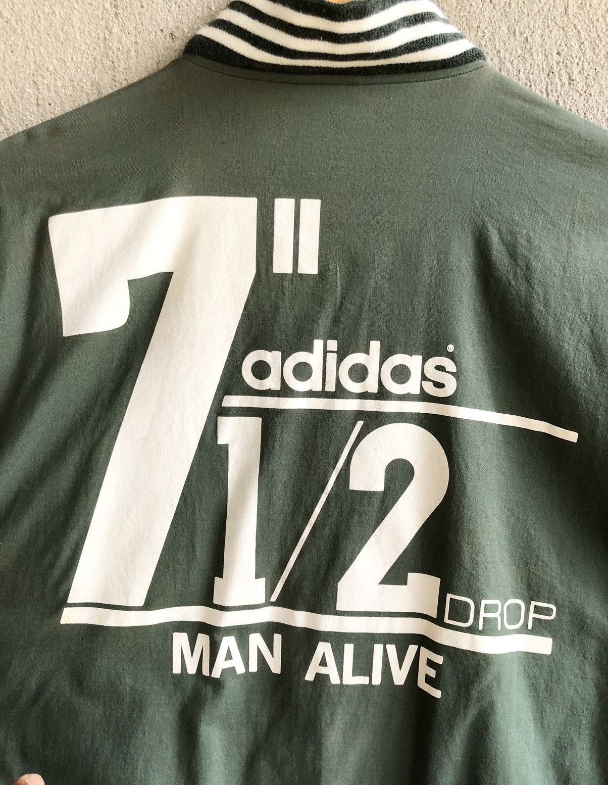 Adidas Vintage ADIDAS MAN ALIVE Jacket Size US M / EU 48-50 / 2 - 6 Thumbnail