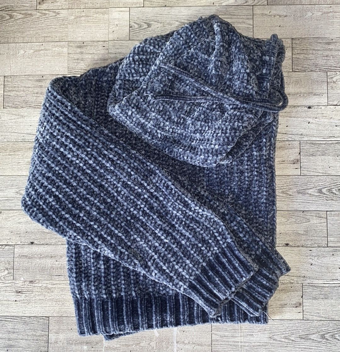 Forever 21 F21, Muted Blue, Chenille, Cropped, Oversized Hooded Sweater Size S / US 4 / IT 40 - 4 Thumbnail