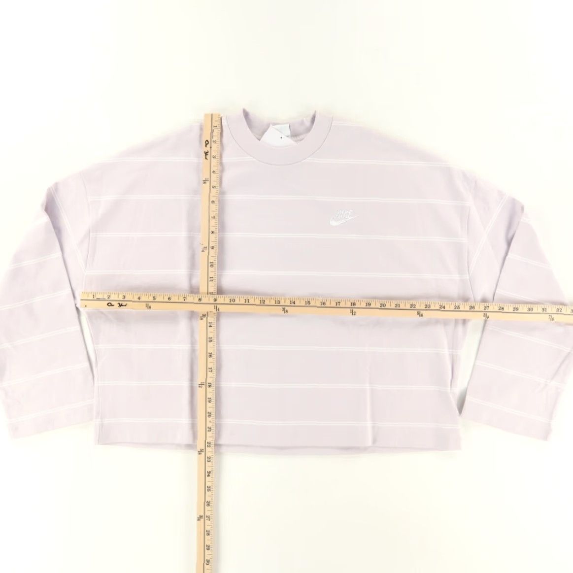 Nike **Nike Lavender Women's Fall Striped Long Sleeve Top L** User: New title: **Nike Women's Lavender Fall Striped Long Sleeve Top L** Size L / US 10 / IT 46 - 3 Thumbnail