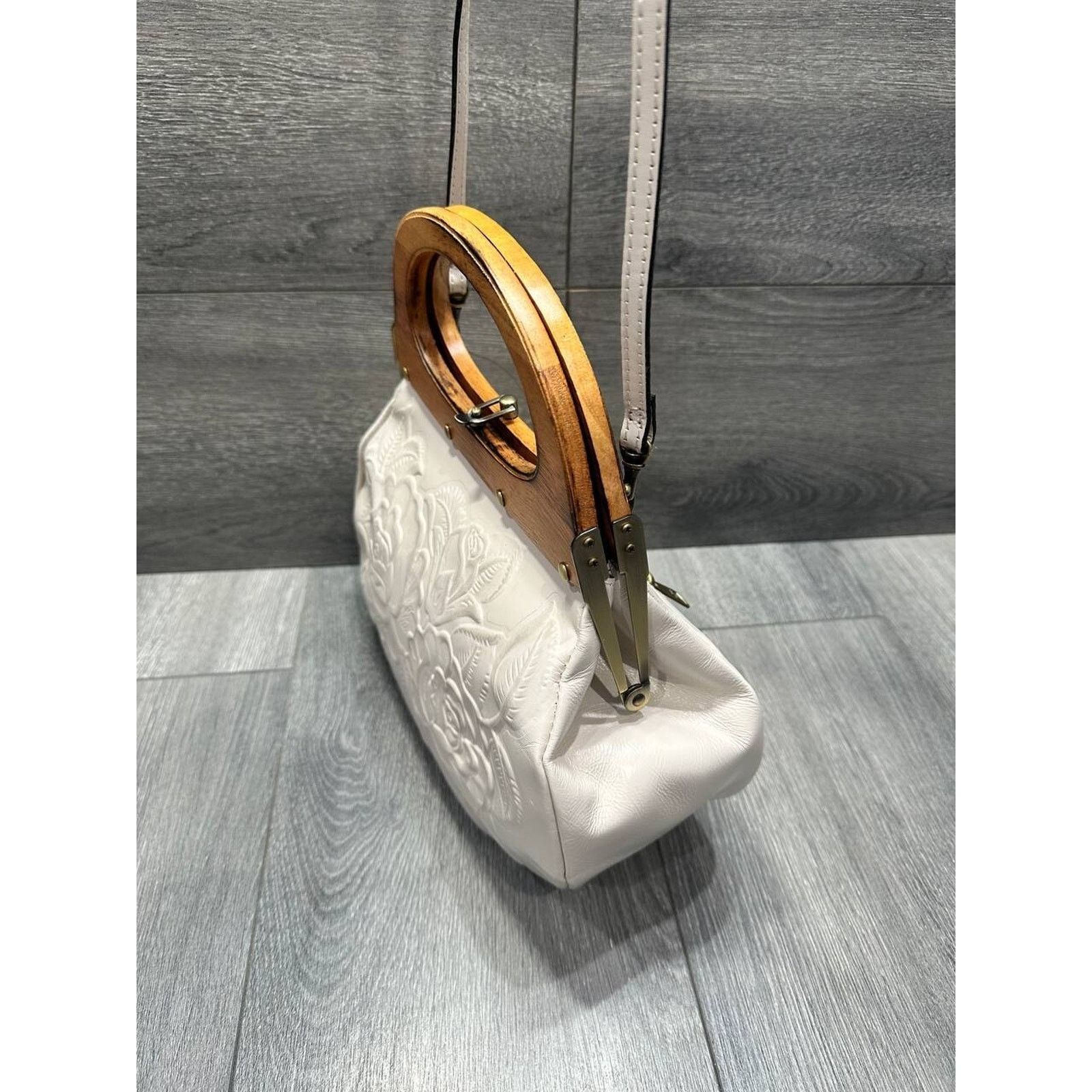 Patricia Nash Patricia Nash Crossbody Latte Rose Tool, bag A669757 Size ONE SIZE - 5 Thumbnail