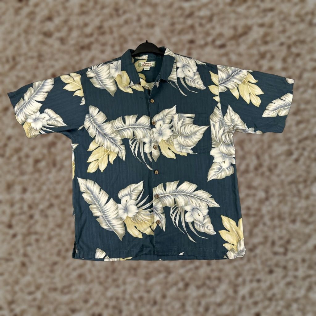 Tommy Bahama Tommy Bahama Shirt Men Large Gray Palm Floral Print Hawaiian Button Up 100% Silk Size US L / EU 52-54 / 3 - 1 Thumbnail