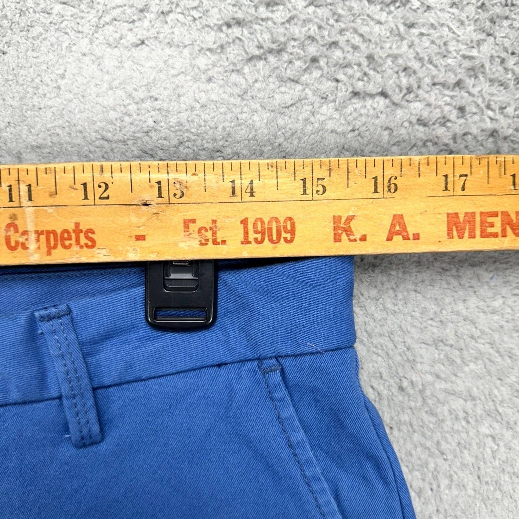 Izod VINTAGE? Izod Saltwater Mens Chino Golf Shorts 30 Blue Performance Stretch Flat Front NEW Size US 30 / EU 46 - 5 Thumbnail