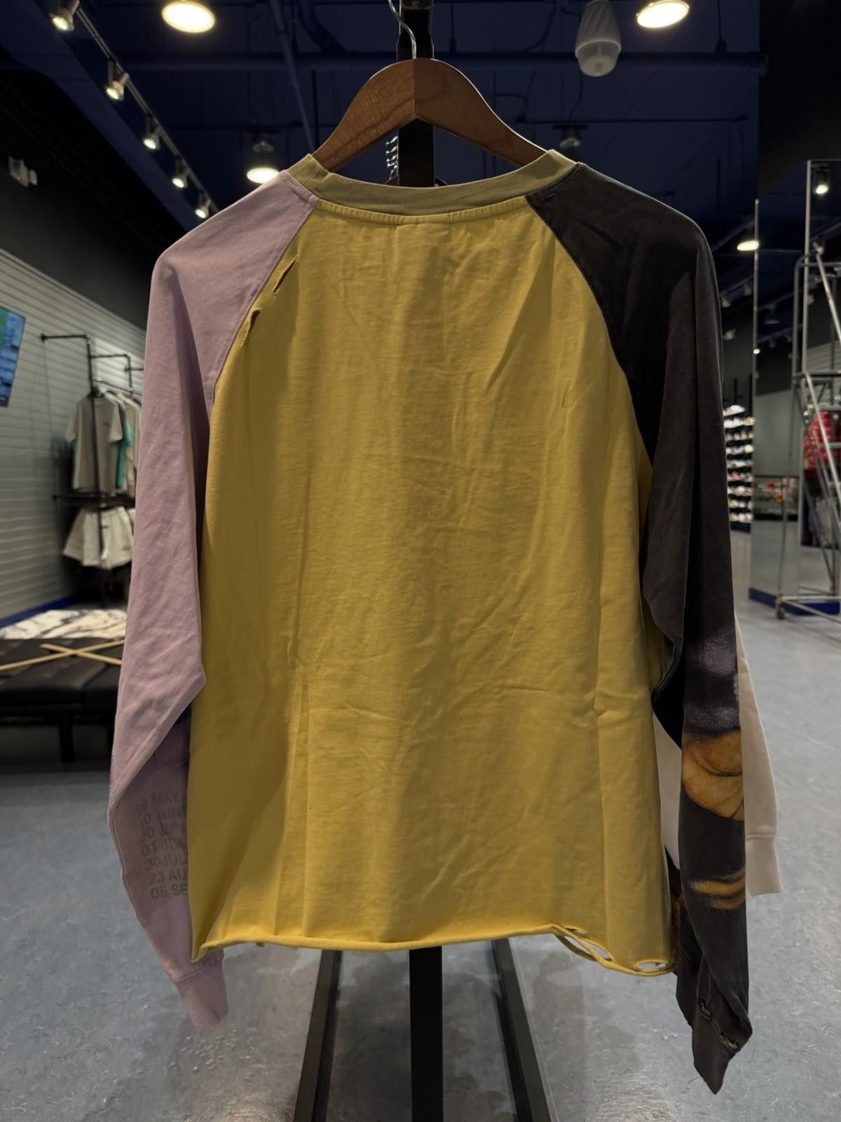 Vale Valley Multicolored Long Sleeve Tee Black Size Large Size L / US 10 / IT 46 - 12 Thumbnail