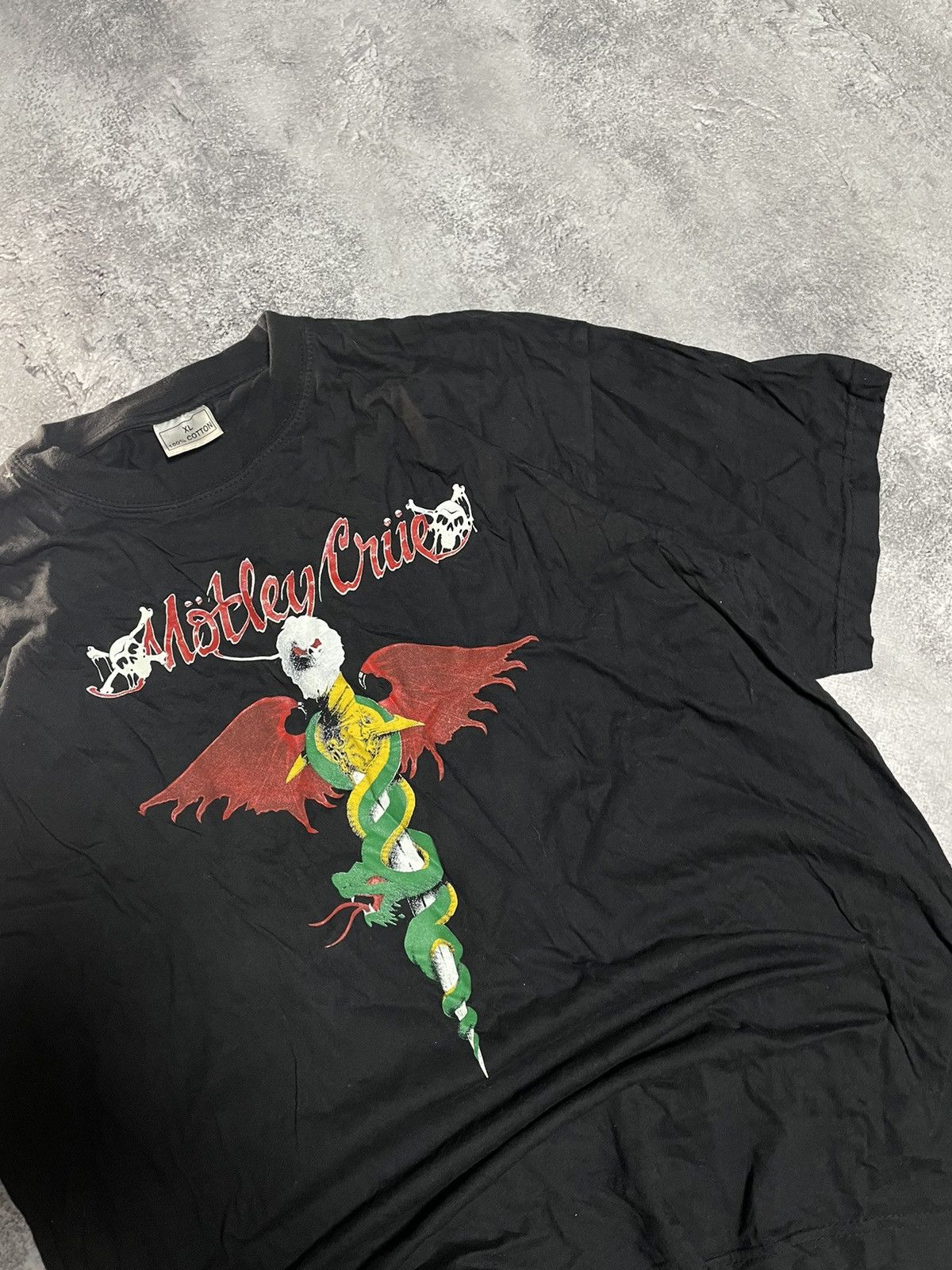 Band Tees Rare Vintage 90s Motley Crüe Dr. Feel Good OG Band Tee Size US XL / EU 56 / 4 - 2 Thumbnail