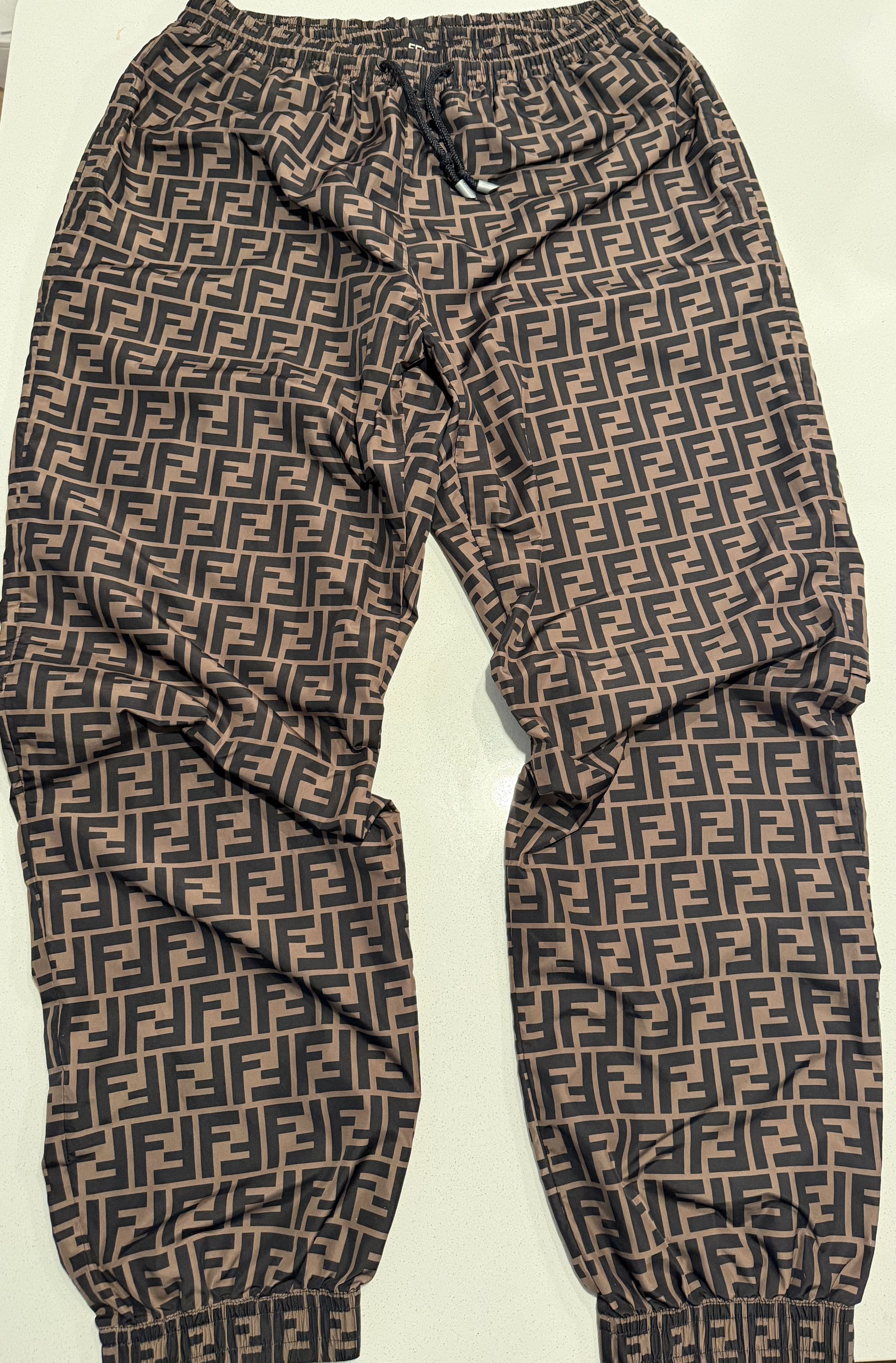 Fendi Fendi Pants Joggers Size US 32 / EU 48 - 1 Thumbnail