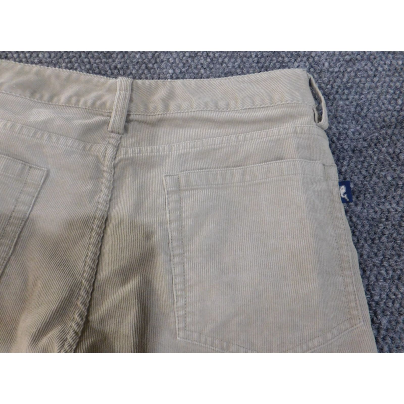 Vineyard Vines Vineyard Vines Pants Mens 30x30 Corduroy Beige Straight Preppy Chino Cotton Logo Vintage? No (But can't add new info) Size US 30 / EU 46 - 7 Thumbnail