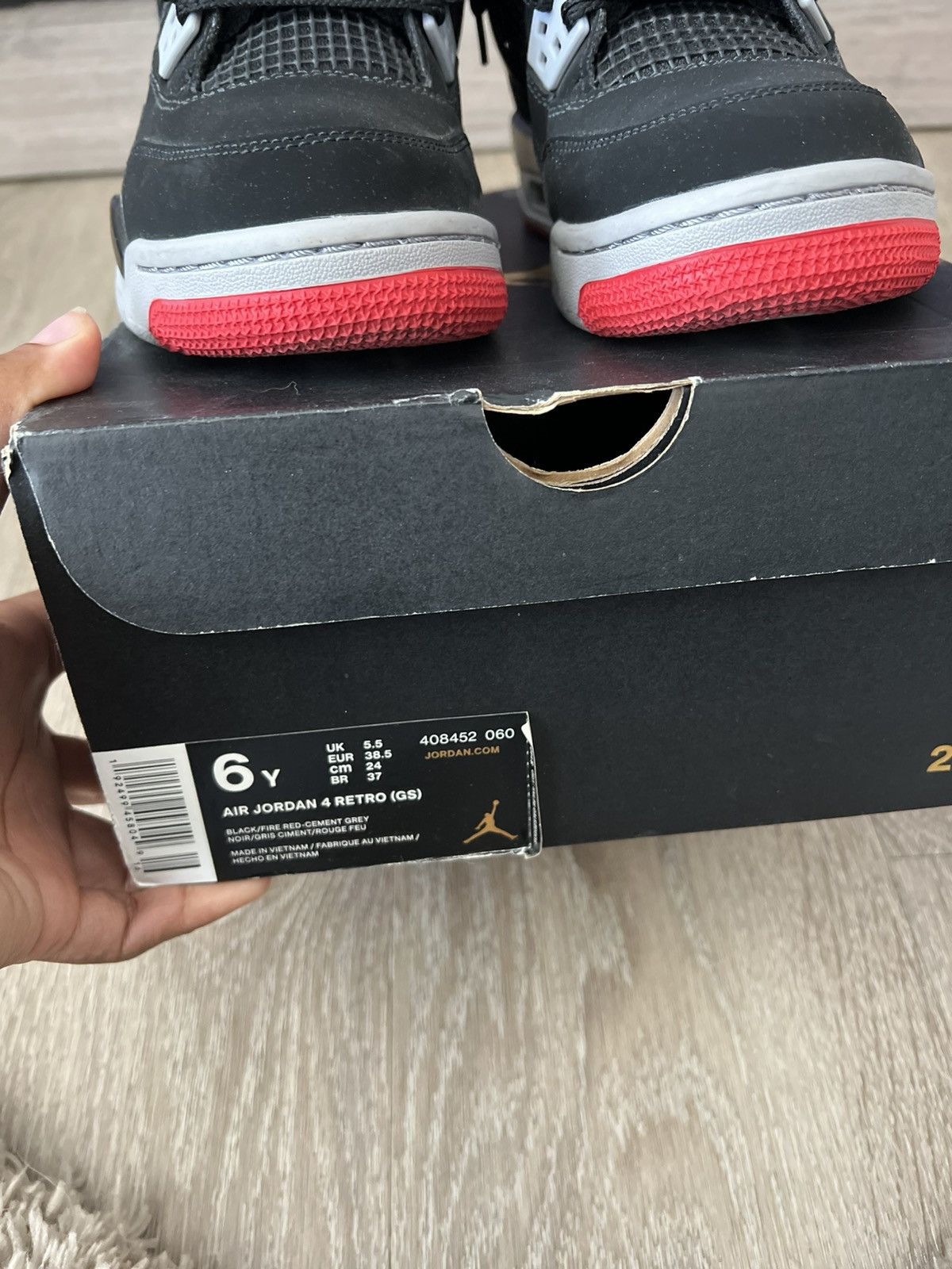 Jordan Brand Air Jordan 4 GS “Bred” 2019 Size US 6 / EU 39 - 8 Thumbnail