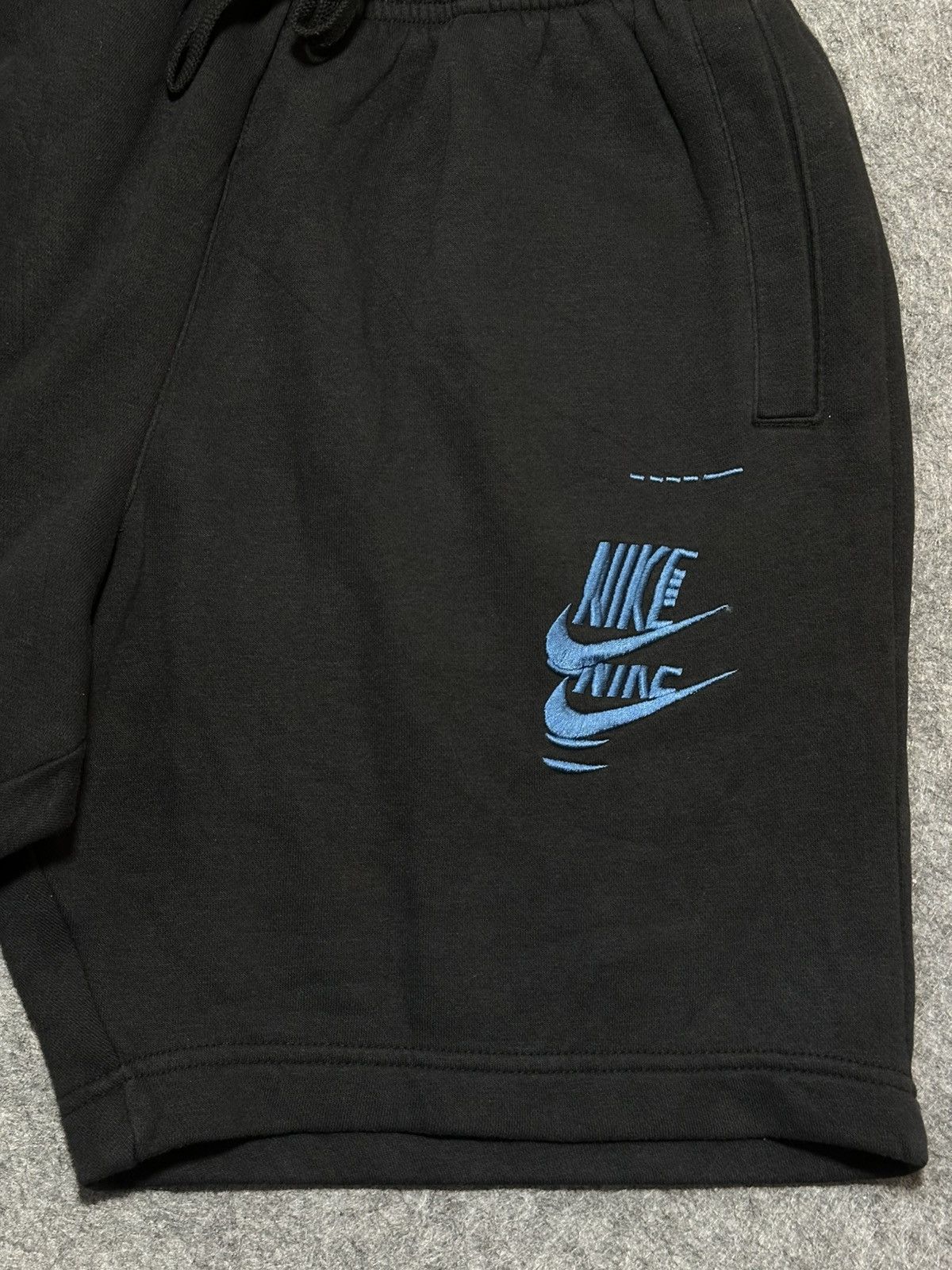 Nike Nike Sportswear Sport Essentials+ French Terry Shorts. Size US 28 / EU 44 - 4 Thumbnail