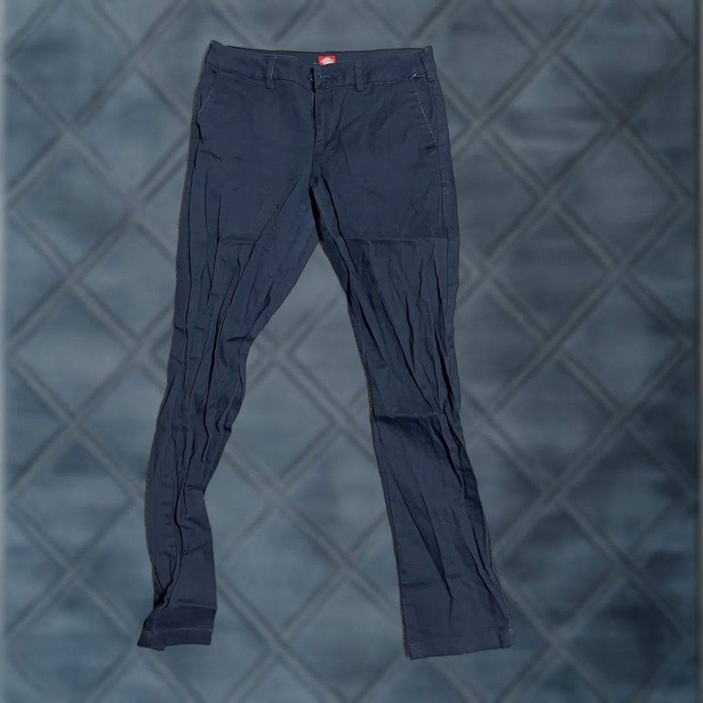 Dickies Dickies Dickies For Women Pants Size 9 Regular Navy Blue Skinny Solid Women’s Solid Size 30" / US 8 / IT 44 - 1 Thumbnail