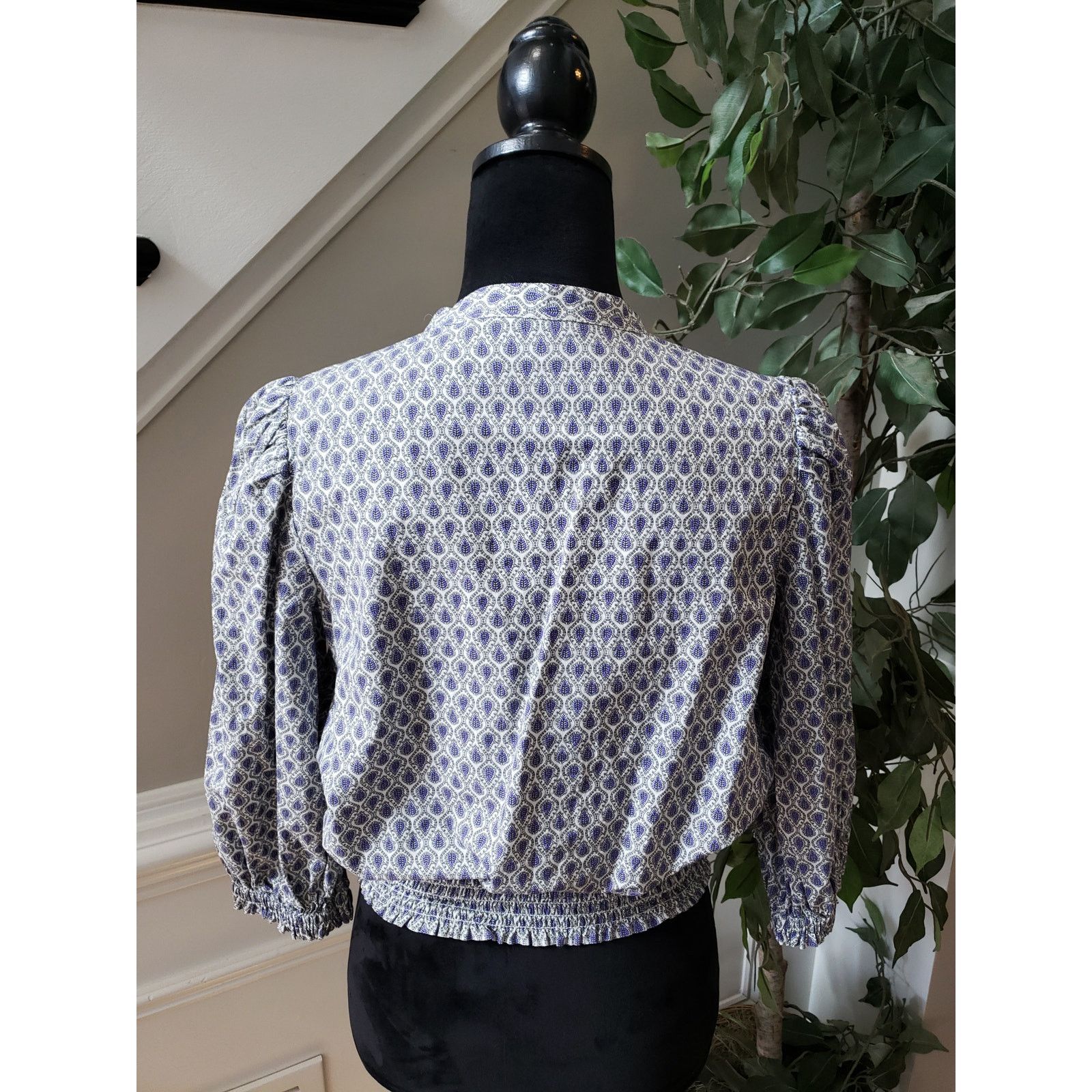 Ann Taylor Ann Taylor Blouse Women XXS Purple White Smocked Waist Top Size S / US 4 / IT 40 - 9 Thumbnail