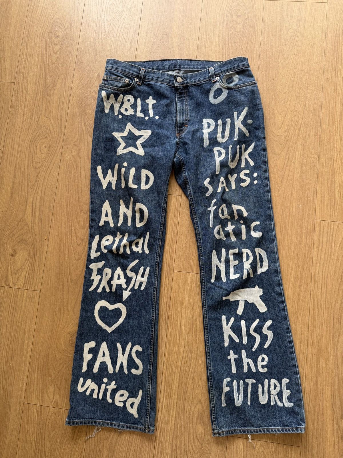 W&LT W&LT Bleach Graffiti Jeans Size US 33 - 1 Thumbnail