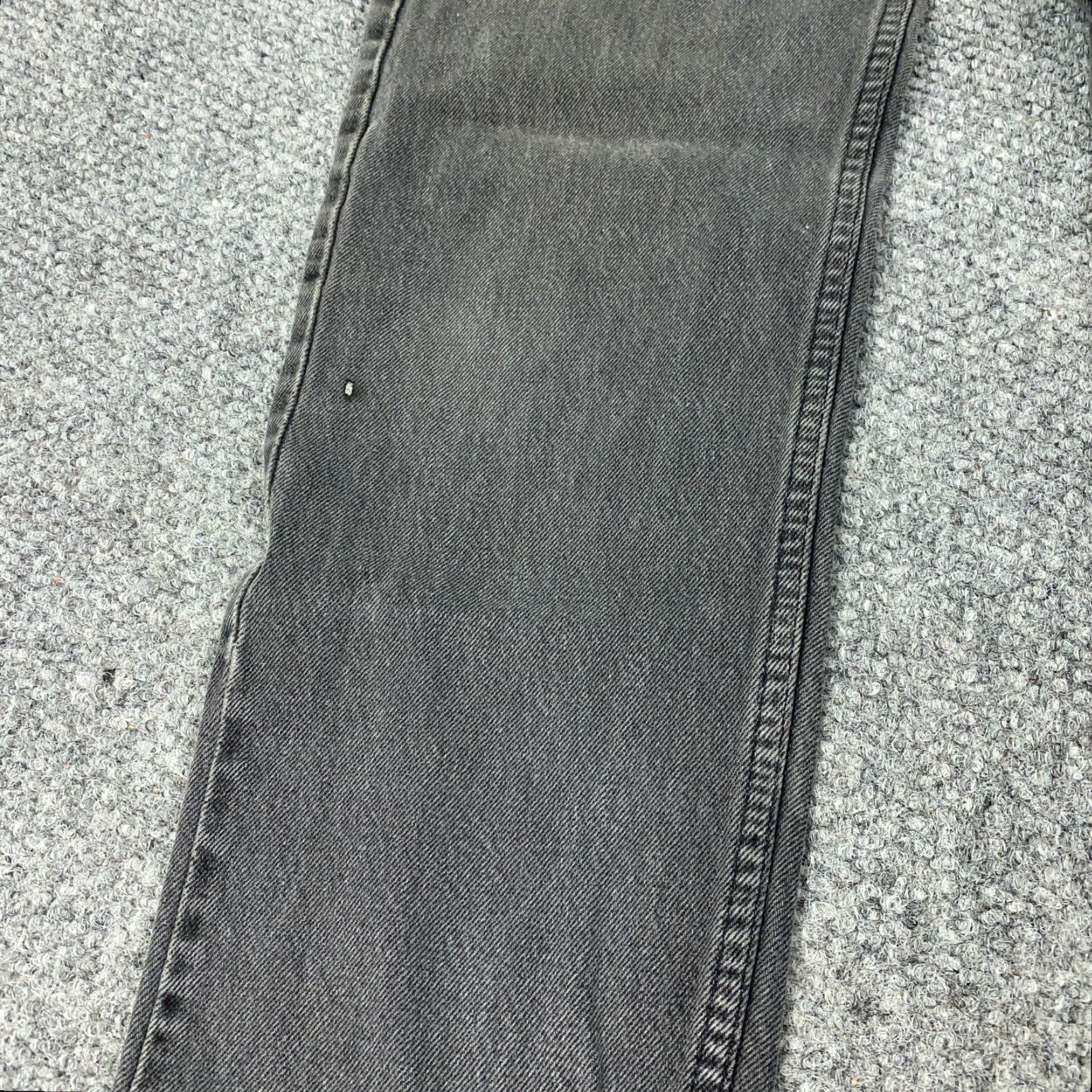 VINTAGE Levi's 505 Jeans - Levi's Jeans - Jeans - Men - 33x31 - Gray - Denim - 80s Grunge USA Distressed Regular Straight Vintage