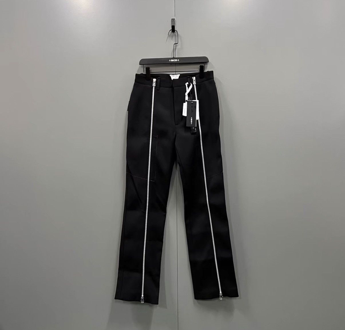 Bottega Veneta Bottega Veneta Black Zipped Trousers J41 Size 30" / US 8 / IT 44 - 1 Thumbnail