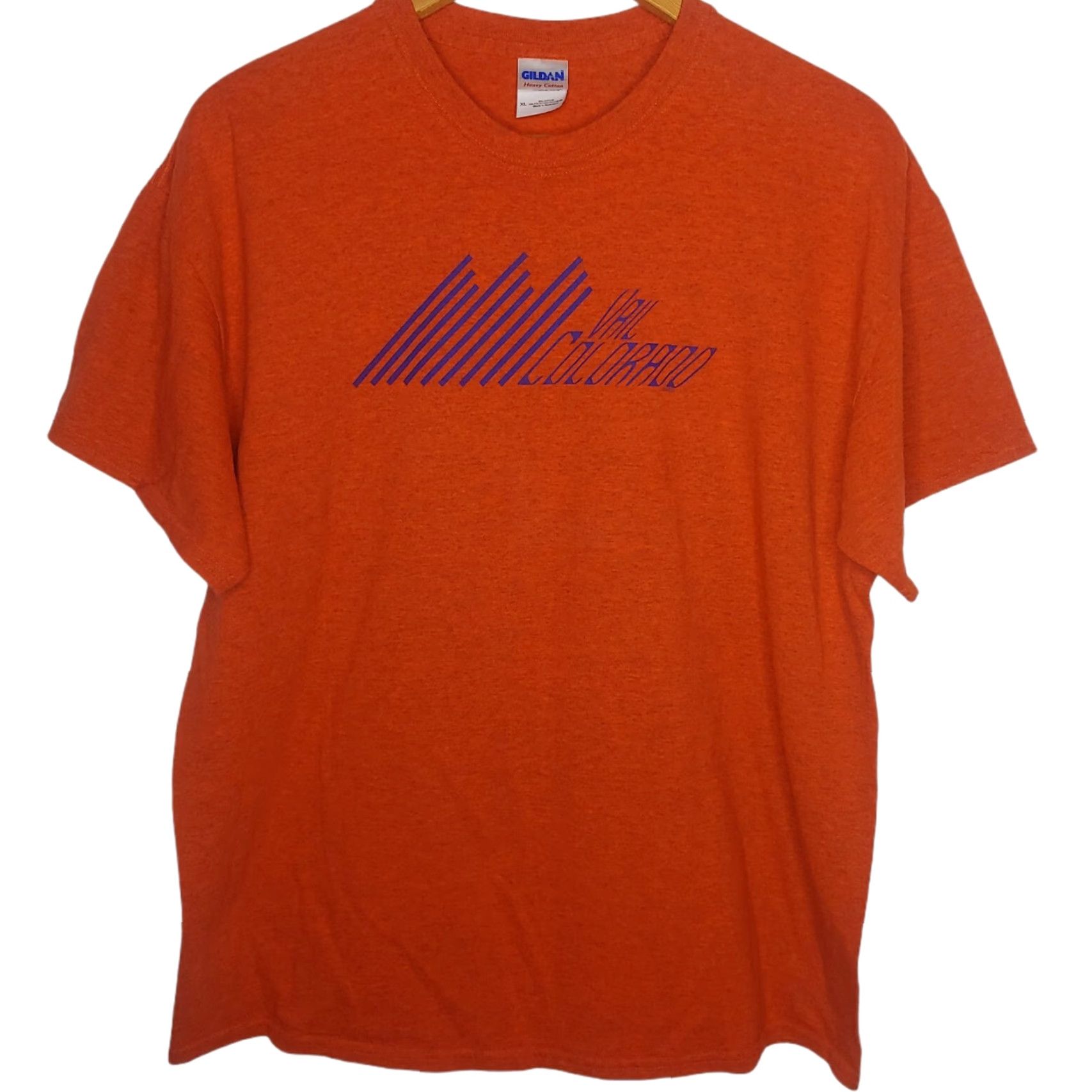 Gildan Vail Colorado Shirt XL Orange Purple Mountain Resort Ski Town Short Sleeve Mens Size US XL / EU 56 / 4 - 3 Thumbnail