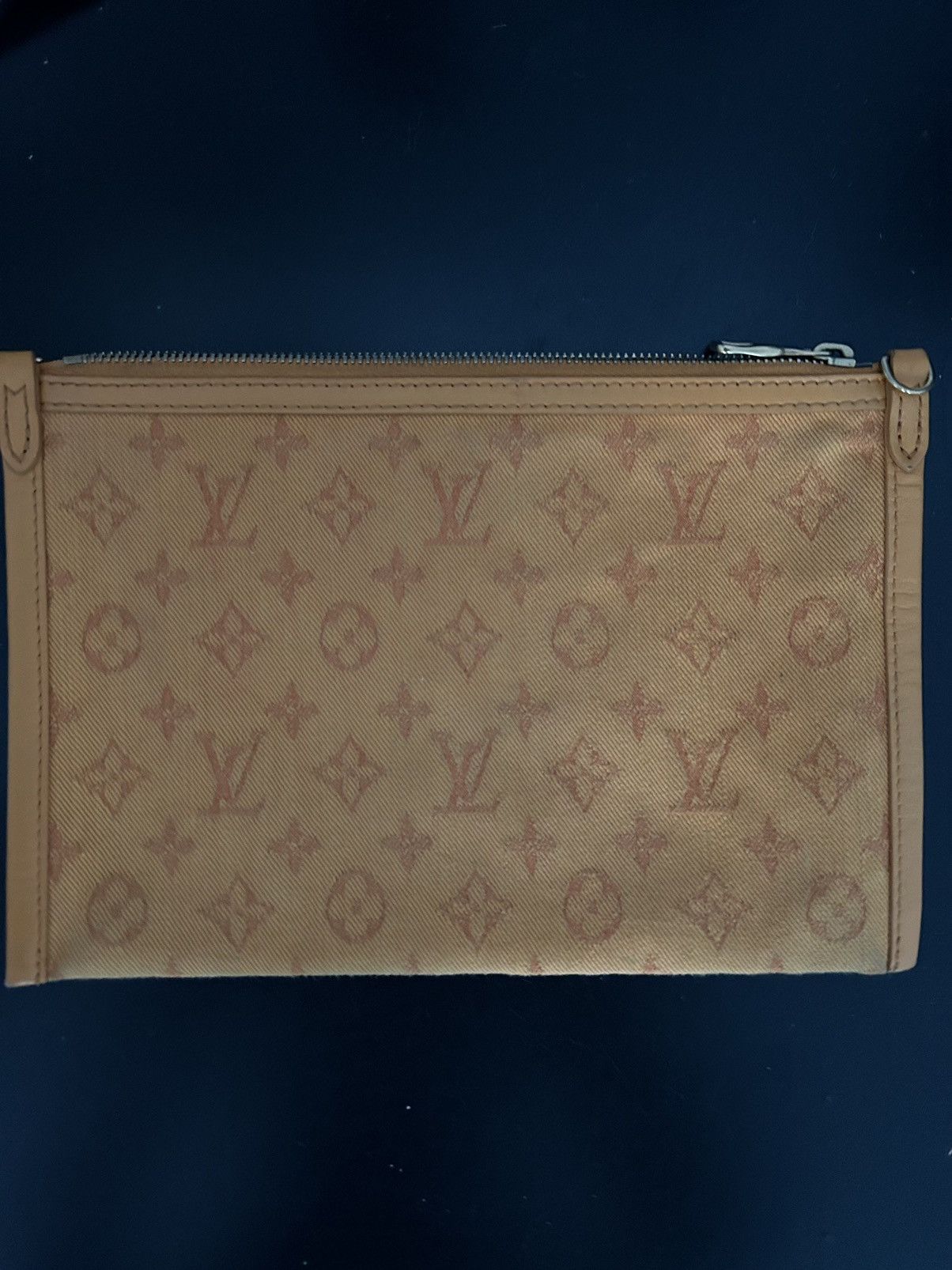 Louis Vuitton Louis Vuitton Pouch Size ONE SIZE - 1 Thumbnail