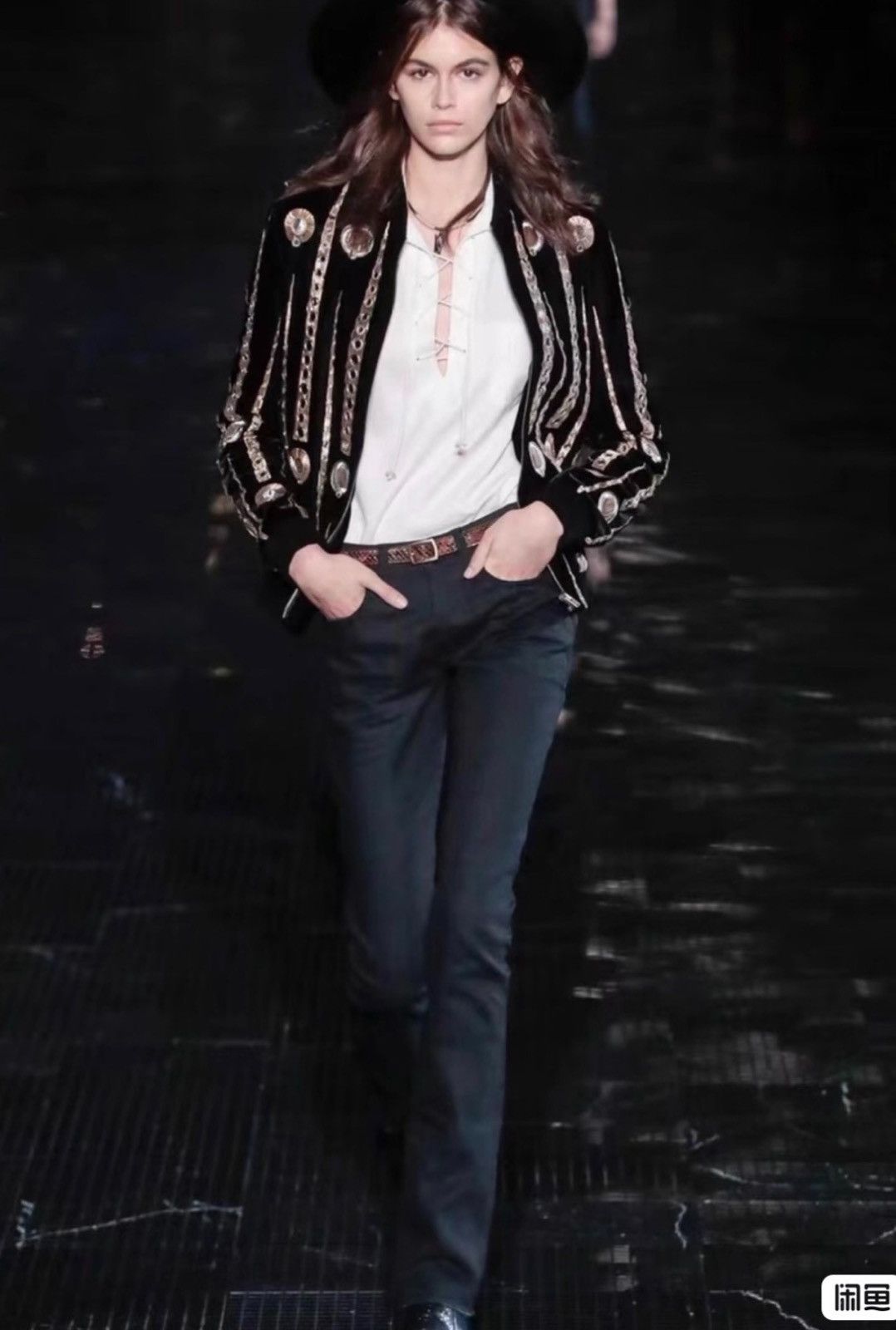 Saint Laurent Paris Saint Laurent 19SS Jukebox Velvet Jacket Sz.48 Size US M / EU 48-50 / 2 - 4 Thumbnail