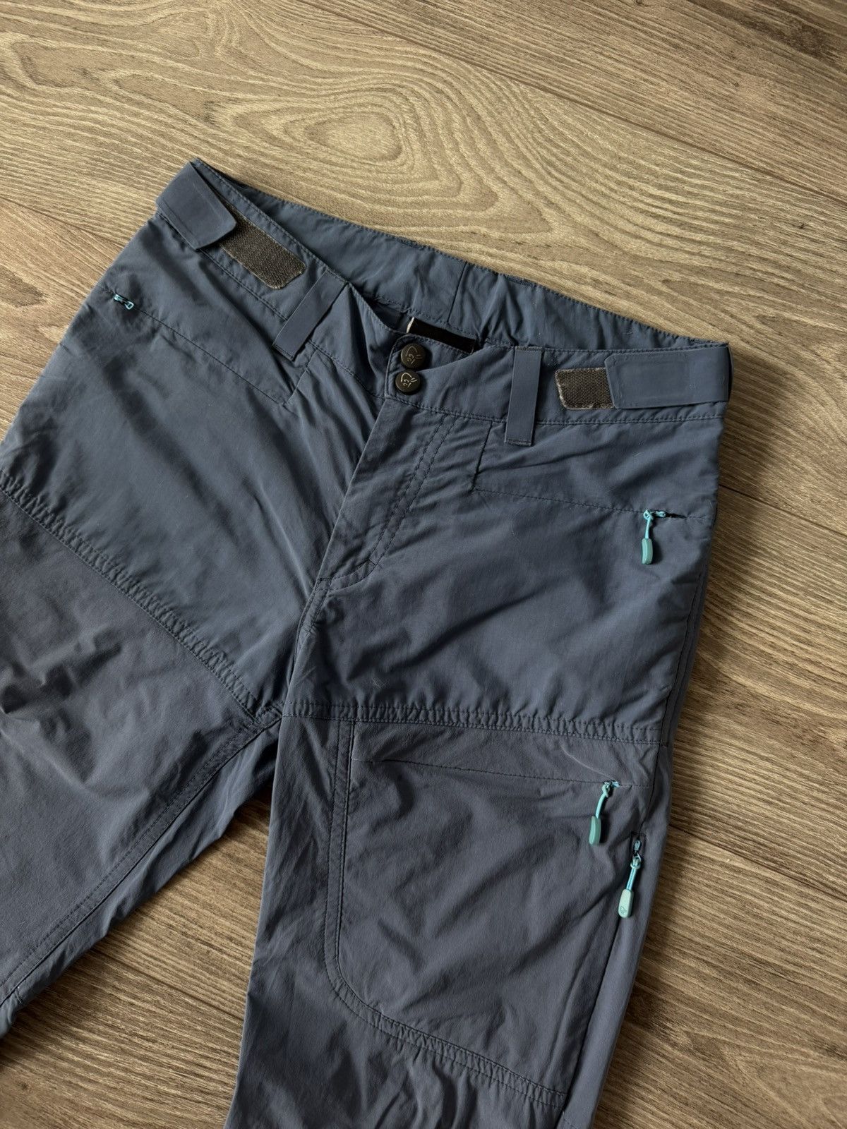 Norrona Norrona Lightweight Big Logo Gorpcore Cool Regular Pants Size 25" / US 0 / IT 36 - 9 Thumbnail