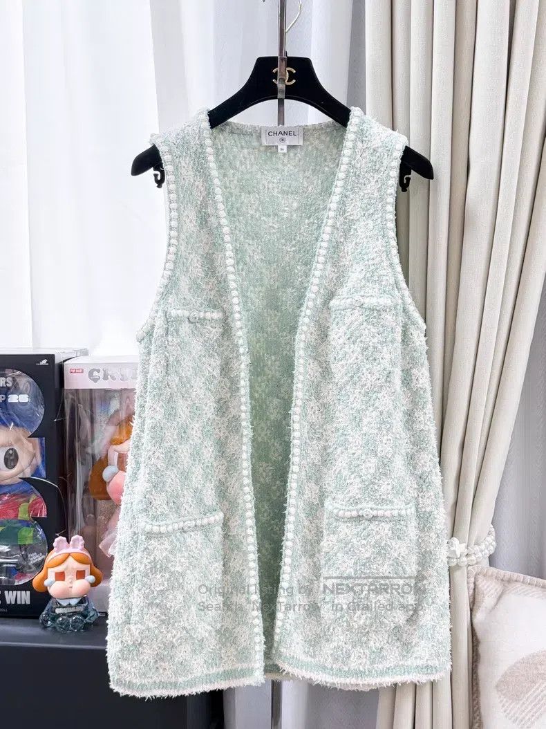 Chanel Chanel White tassel chessboard checkered tweed diamond buc Size XS / US 0-2 / IT 36-38 - 1 Thumbnail
